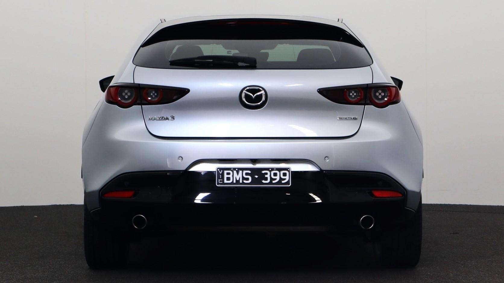 Mazda 3 image 3