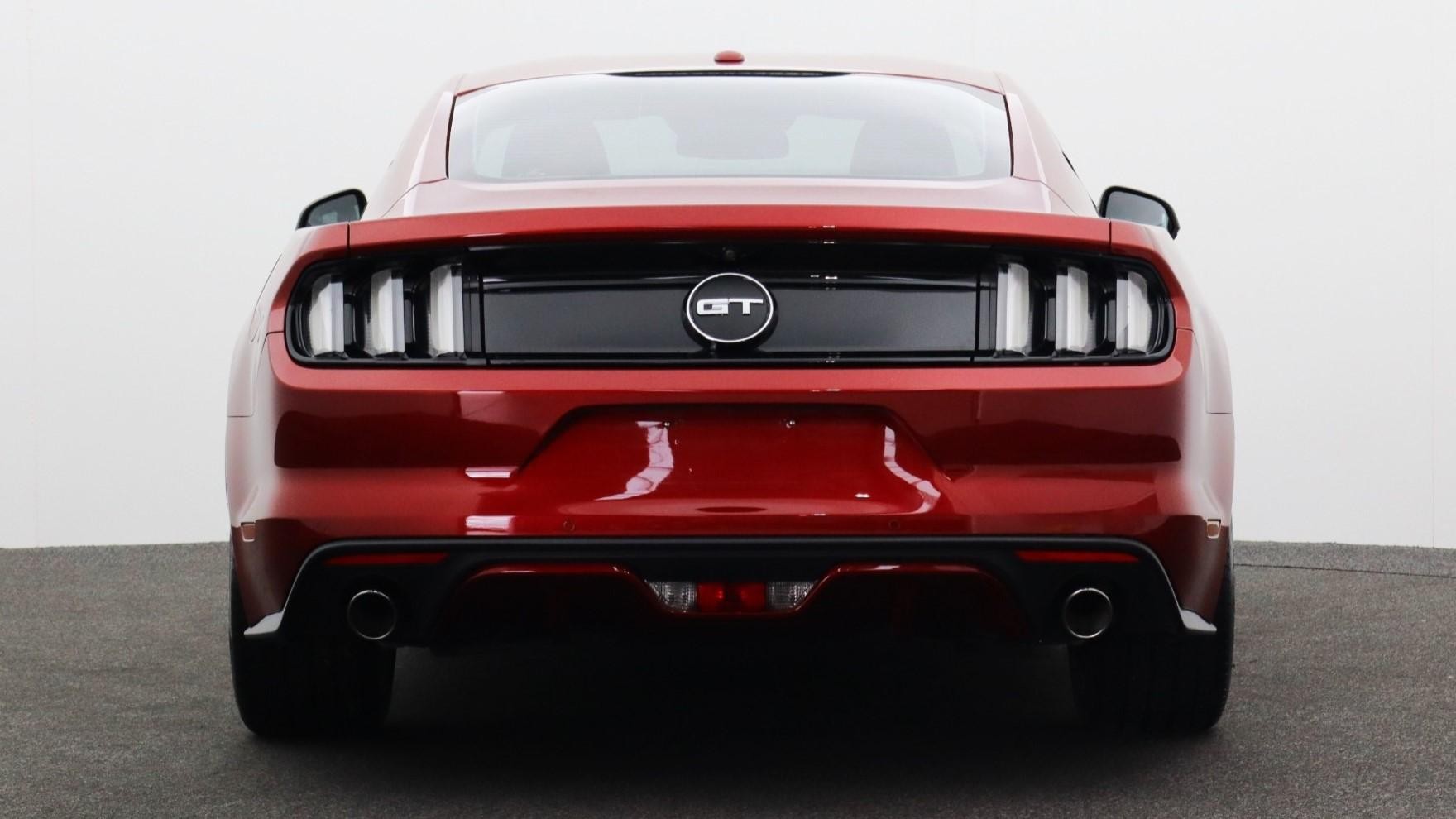 Ford Mustang image 3