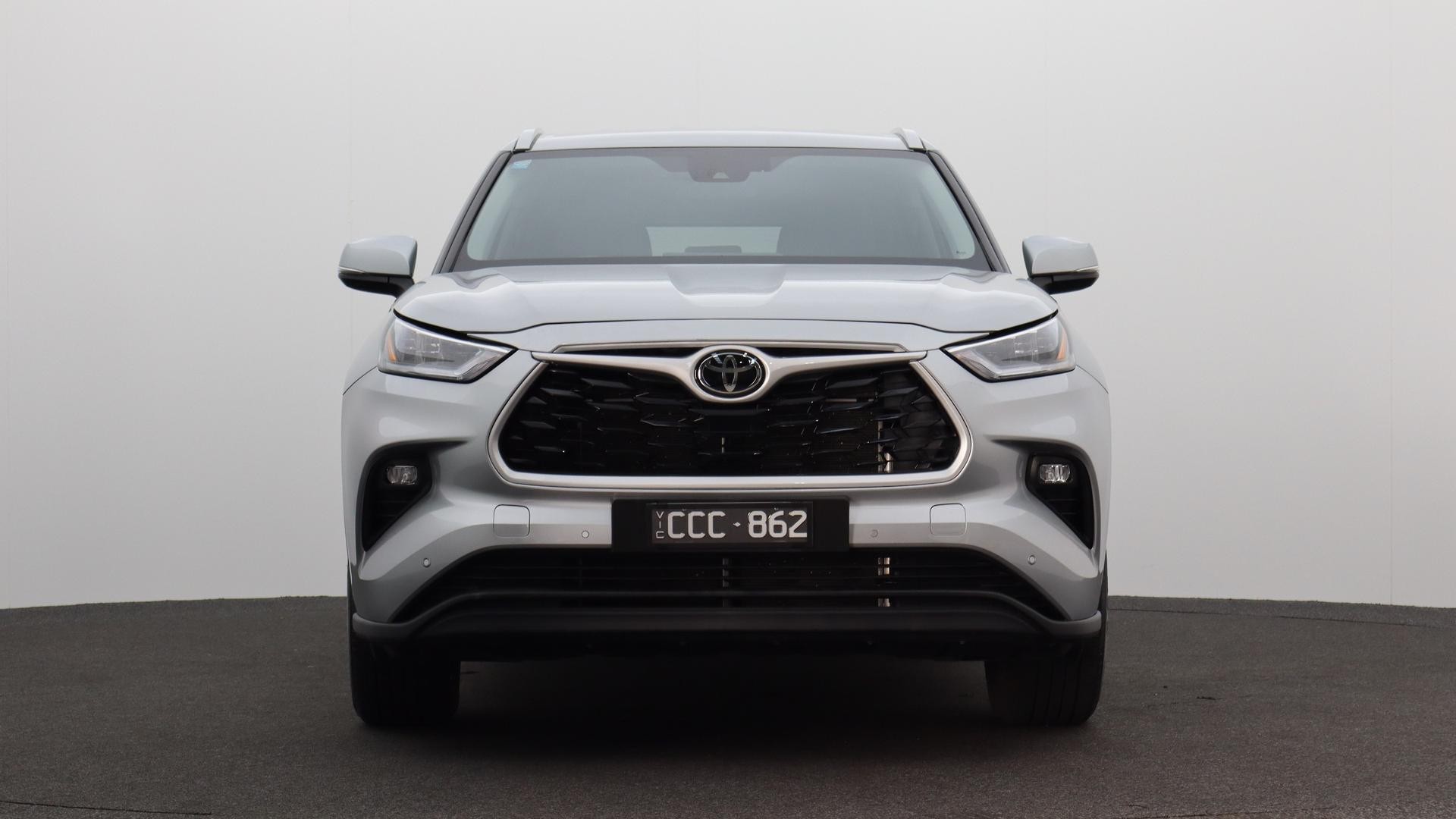 Toyota Kluger image 2