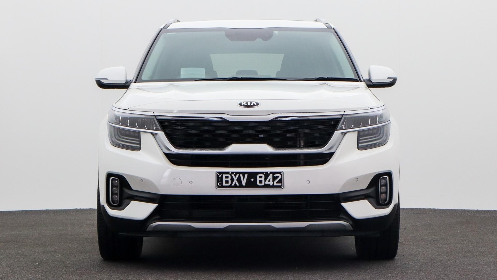 Kia Seltos image 2
