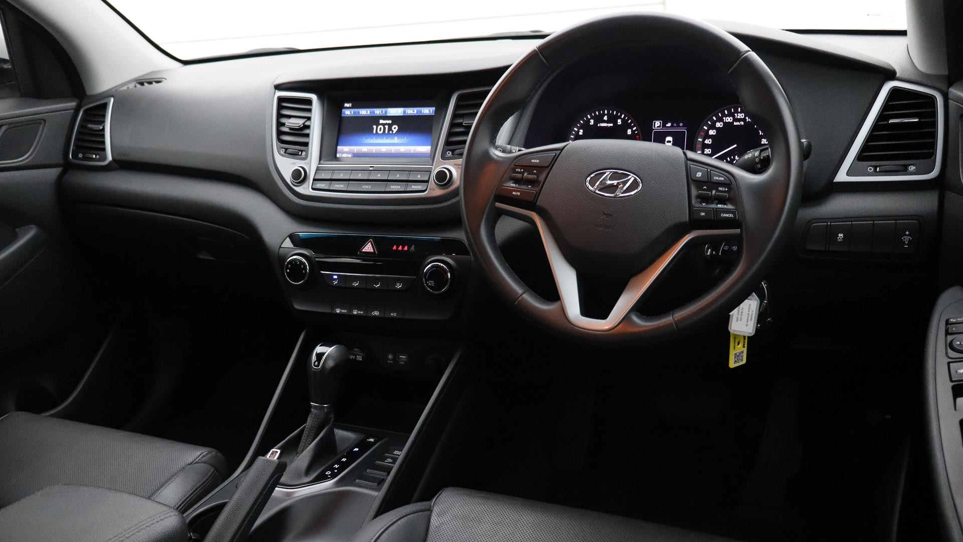 Hyundai Tucson image 4