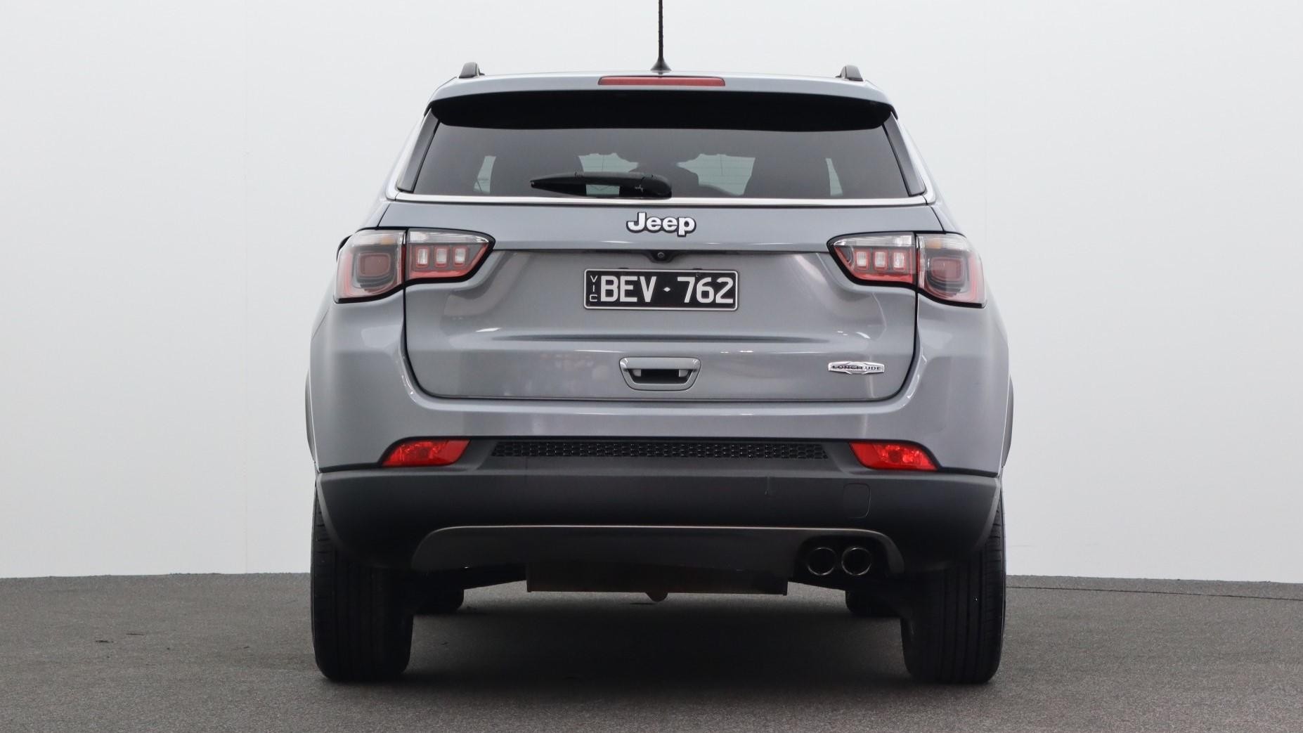 Jeep Compass image 2