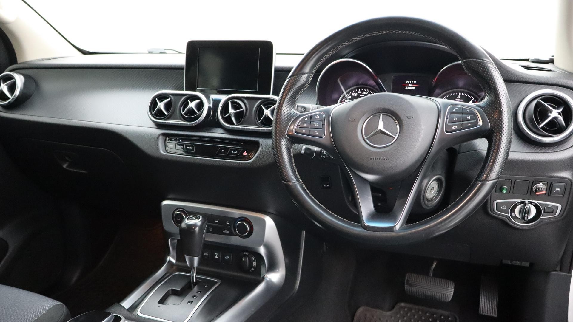 Mercedes Benz X-class image 4