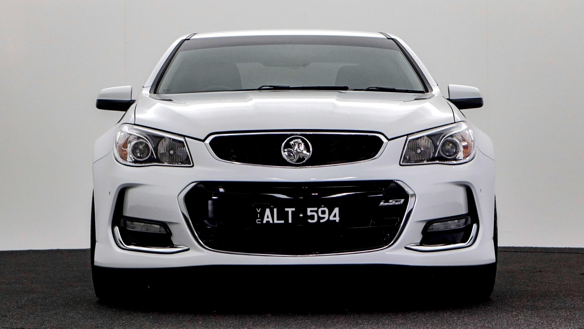 Holden Commodore image 2