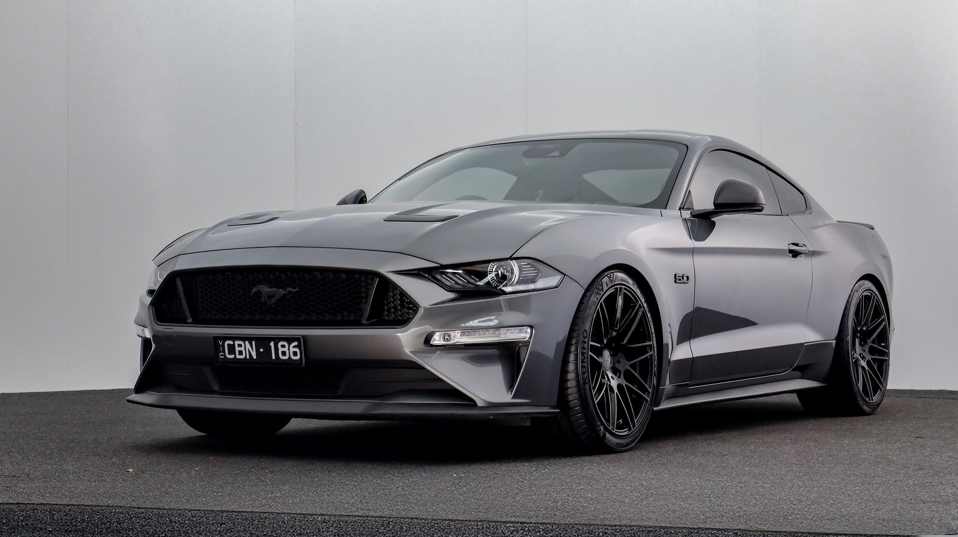 Ford Mustang image 1