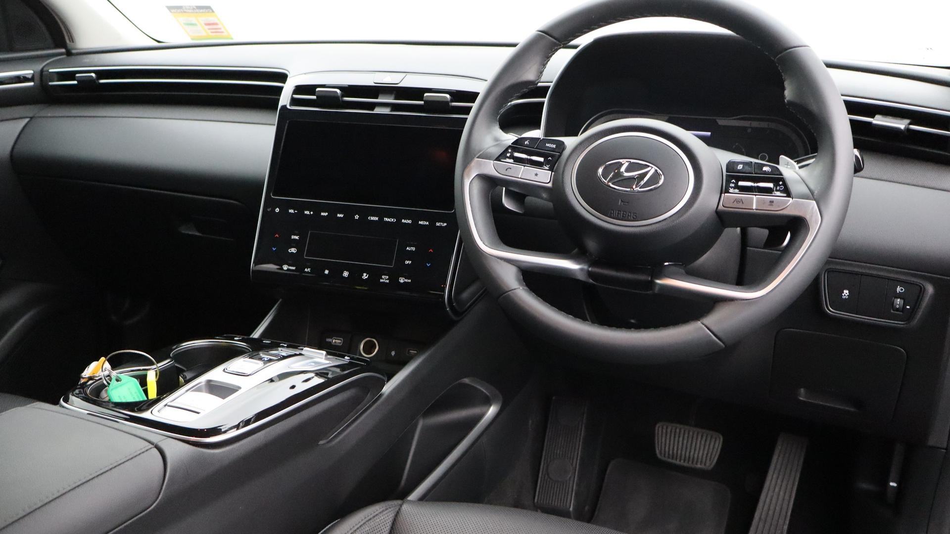 Hyundai Tucson image 4