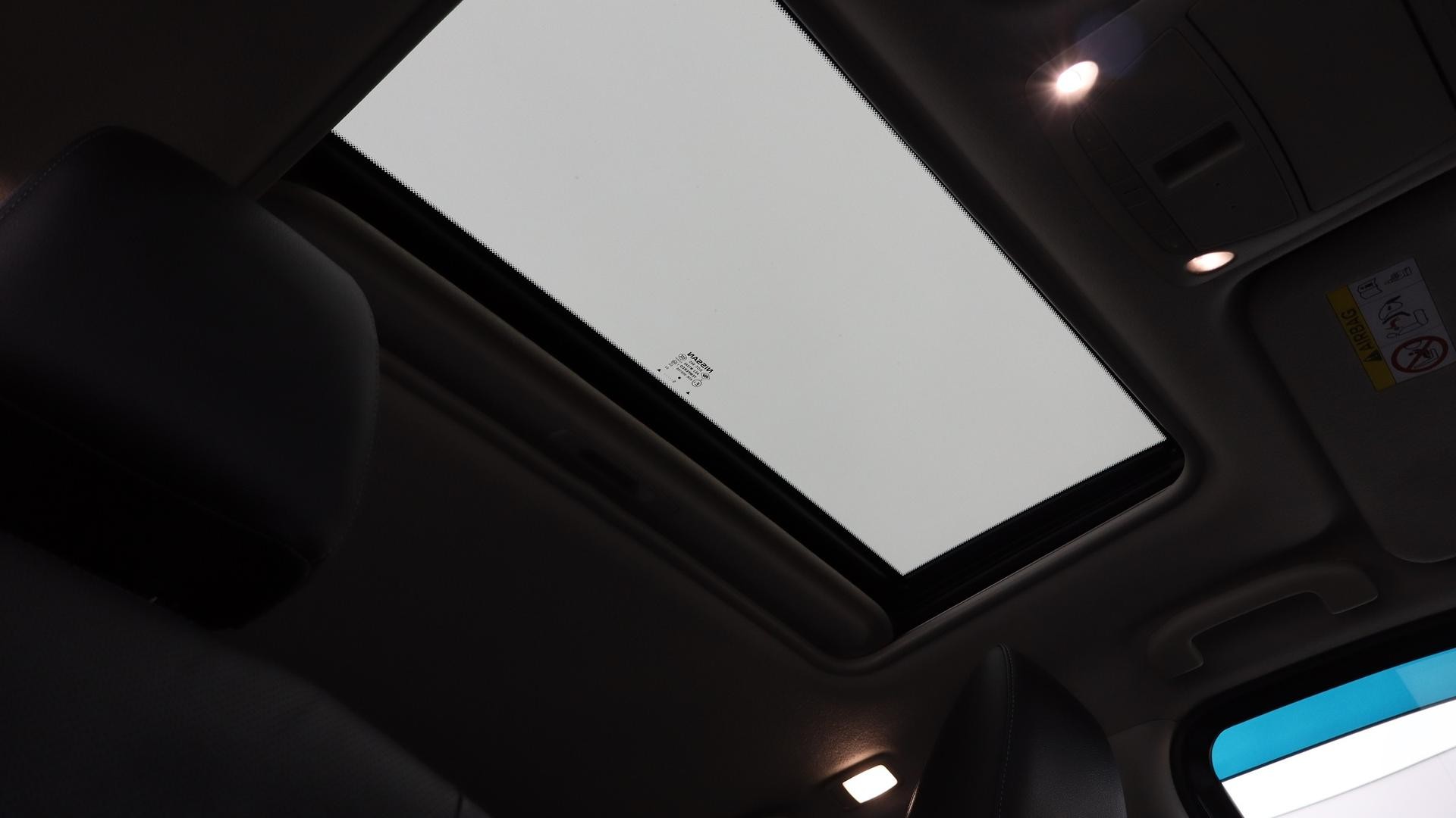 Nissan Navara image 4