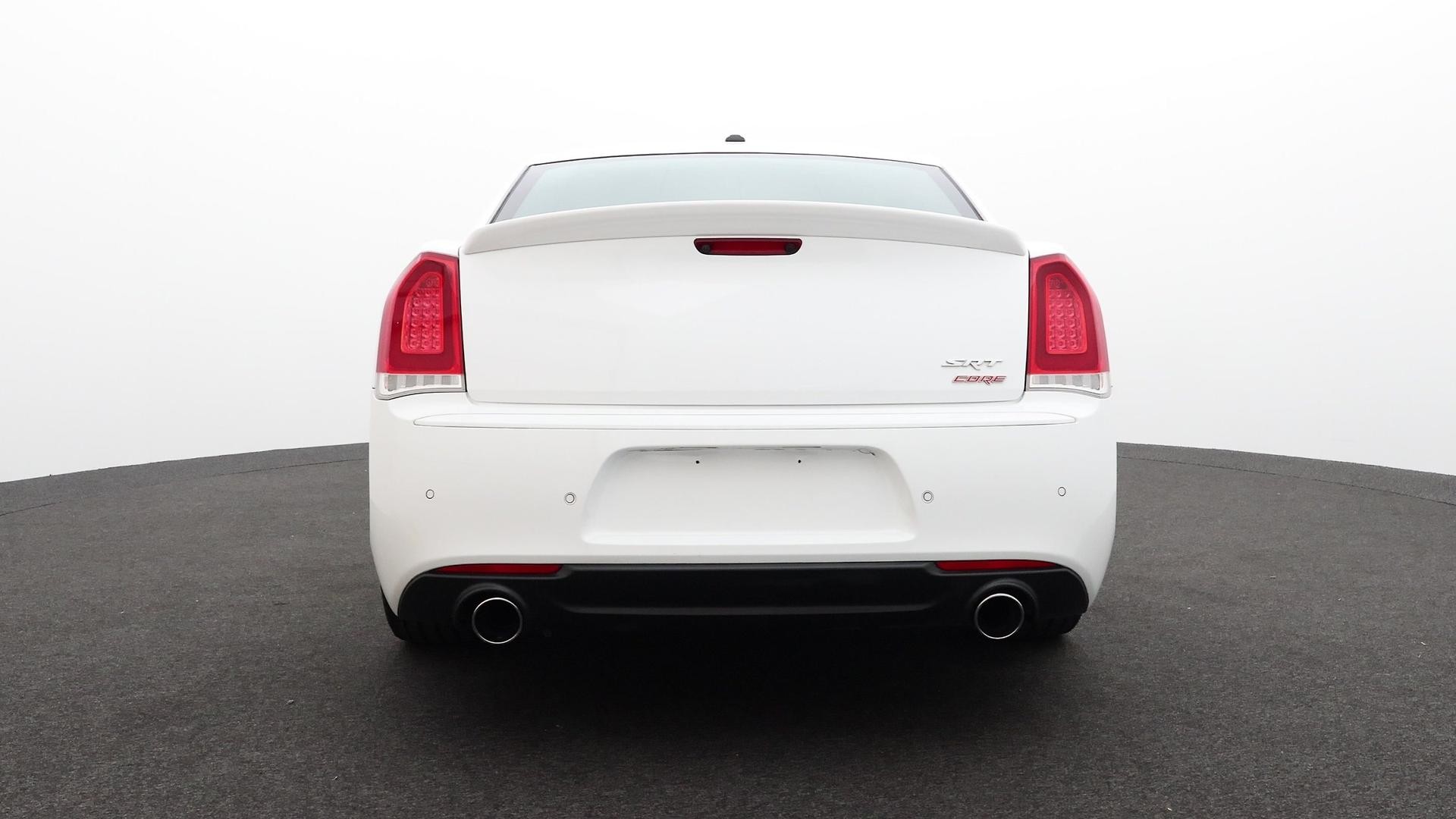 Chrysler 300 image 3