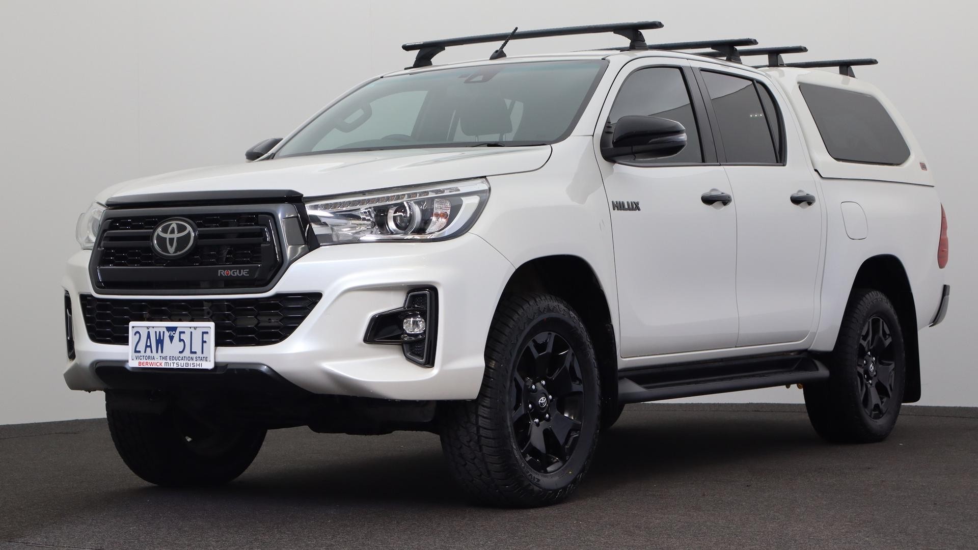 Toyota Hilux image 1