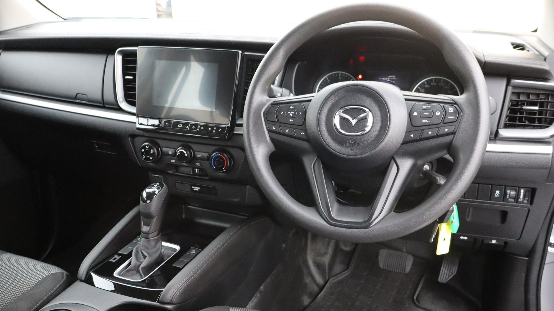 Mazda Bt-50 image 4