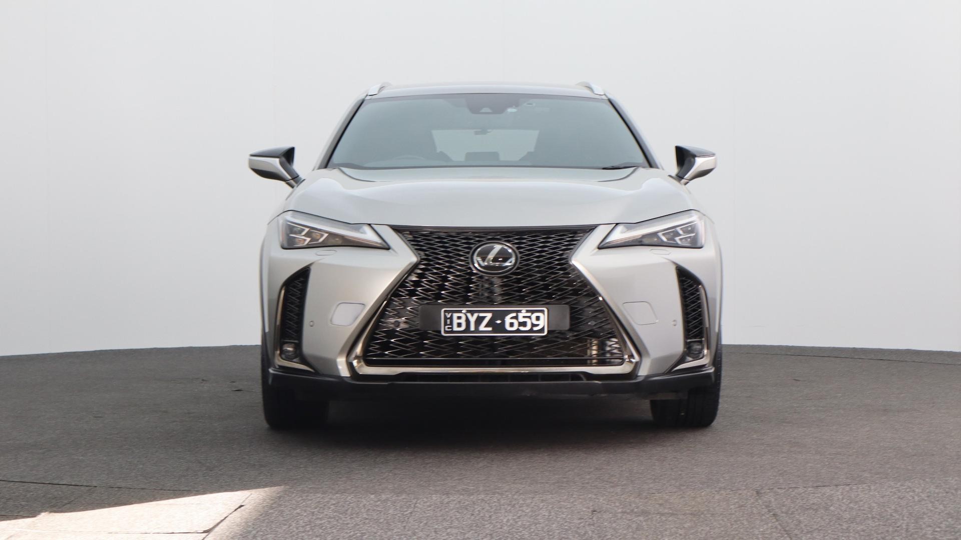 Lexus Ux image 2