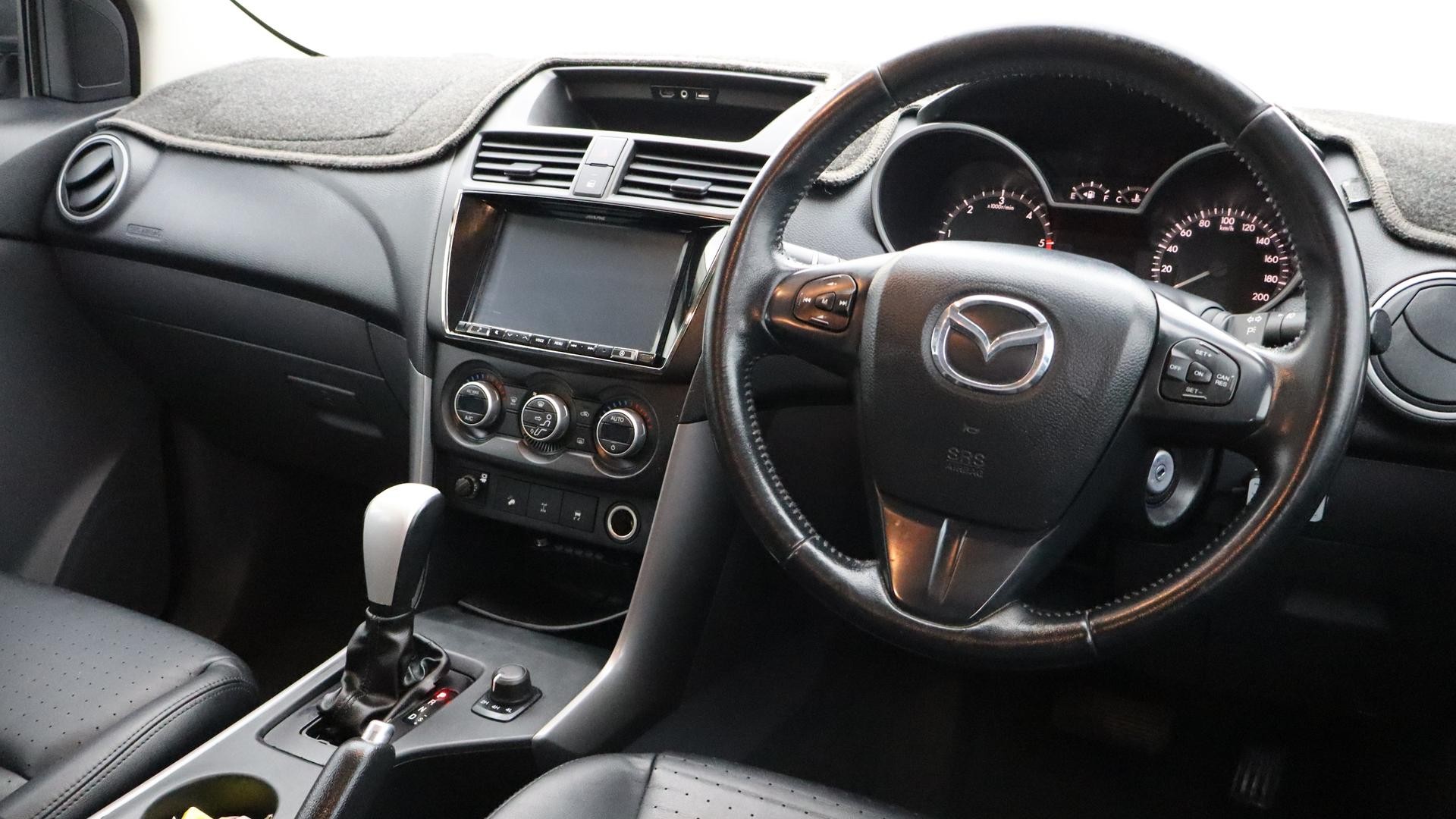 Mazda Bt-50 image 4
