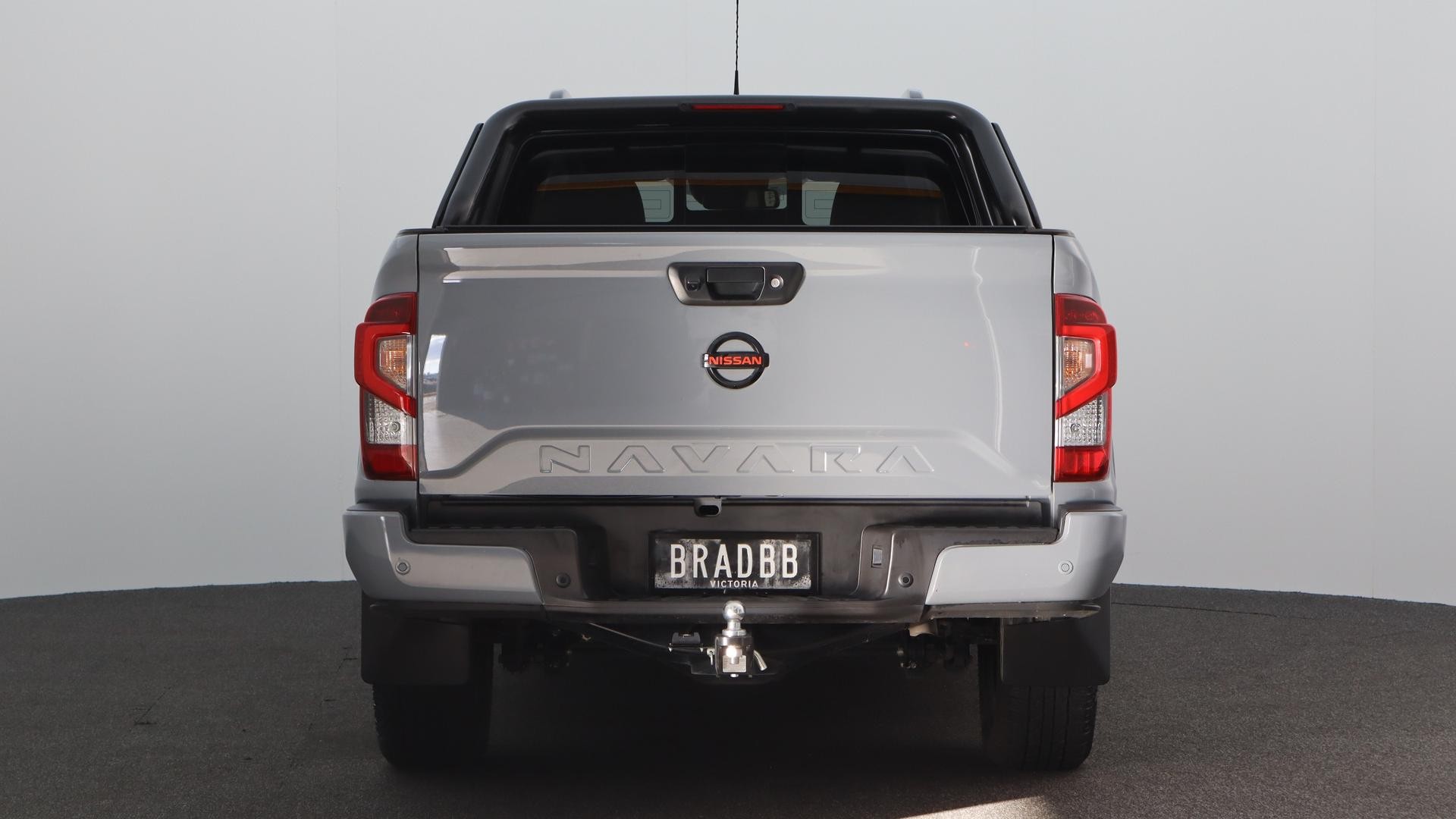 Nissan Navara image 3