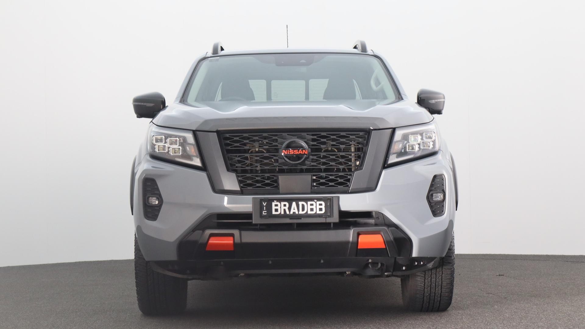 Nissan Navara image 2