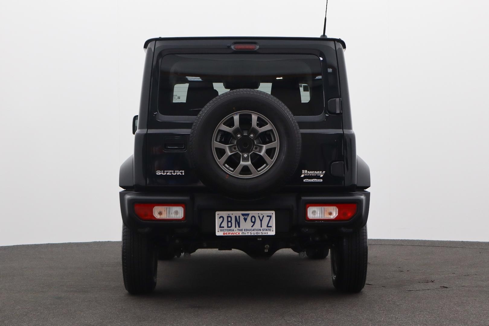 Suzuki Jimny image 3