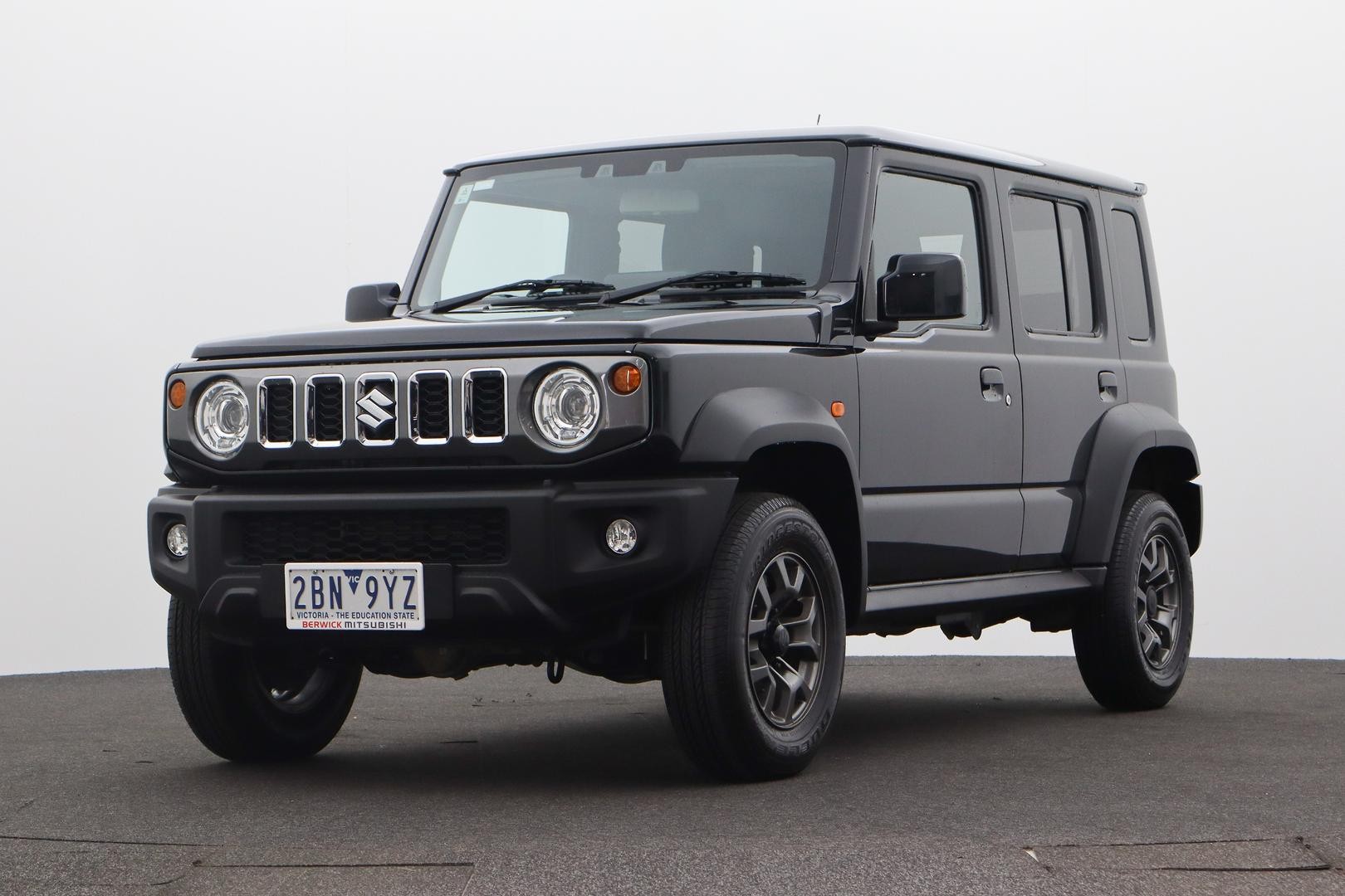 Suzuki Jimny image 1