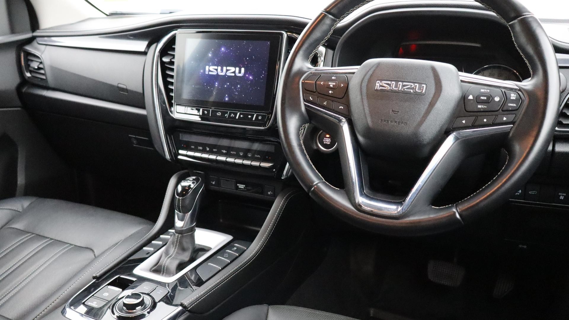 Isuzu Mu-x image 4
