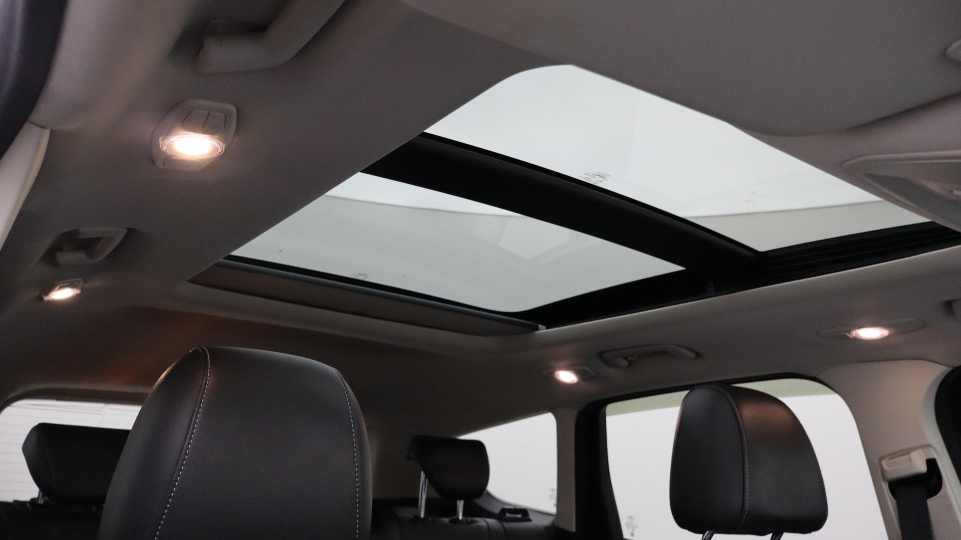 Ford Kuga image 4