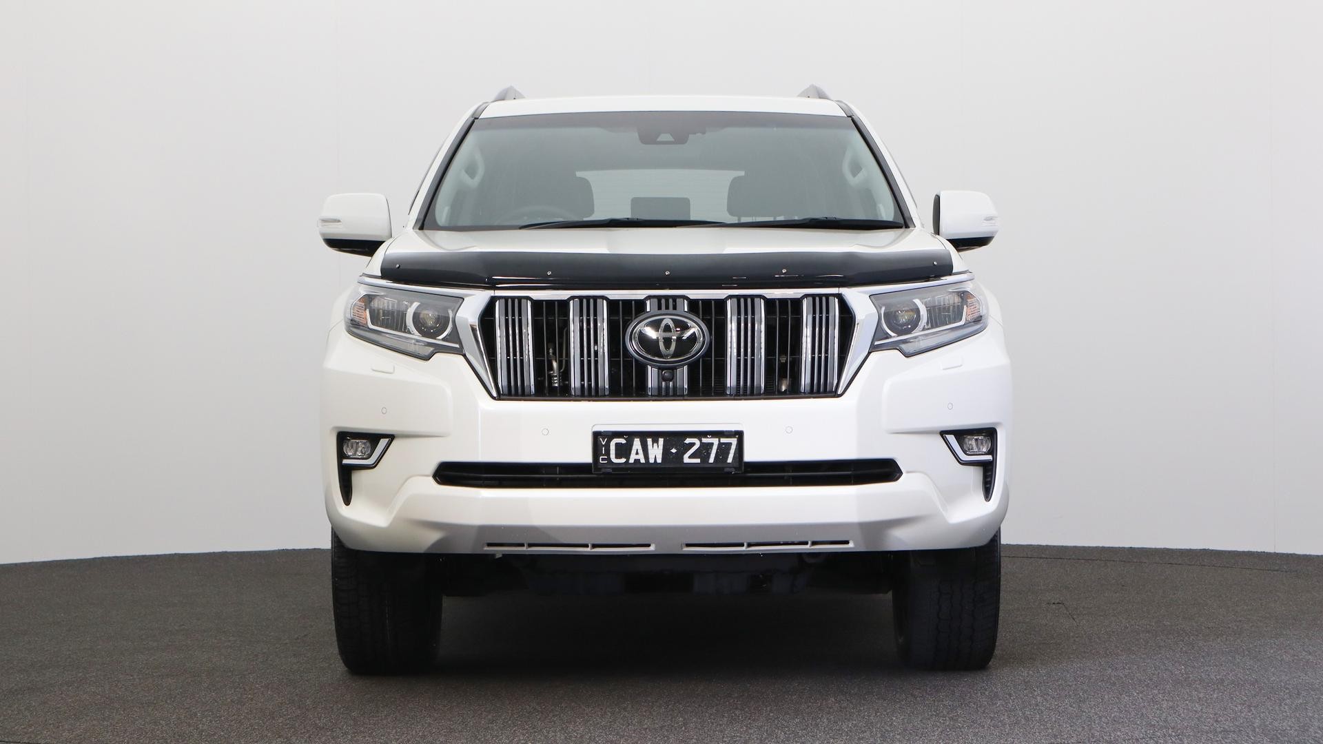 Toyota Landcruiser Prado image 2