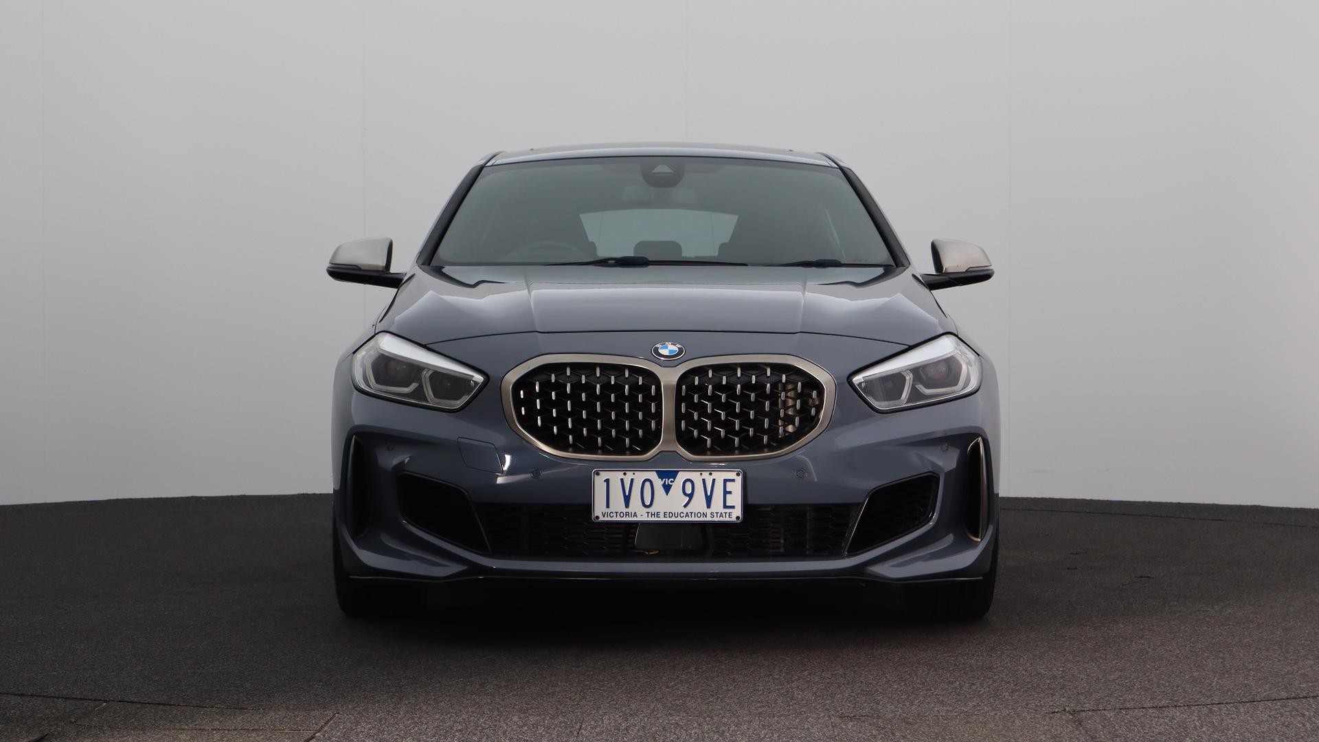 BMW 1 Series image 2