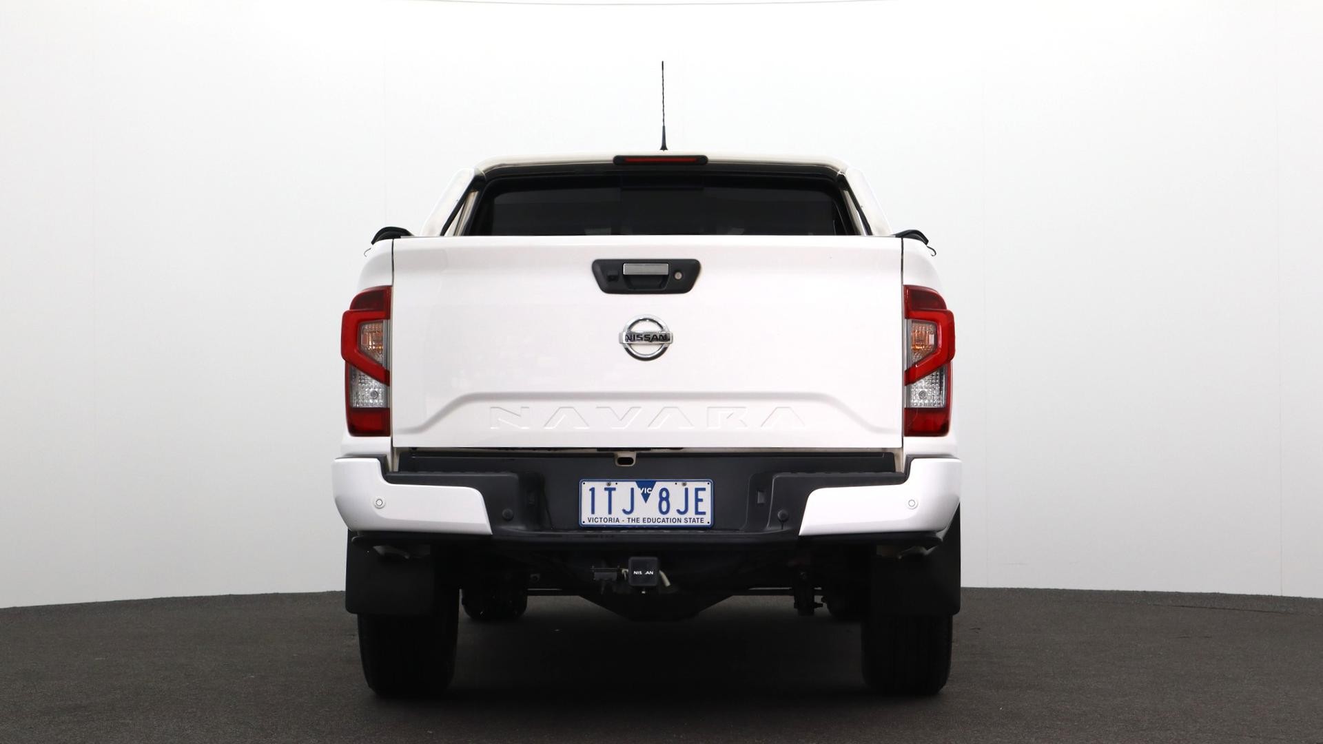 Nissan Navara image 3
