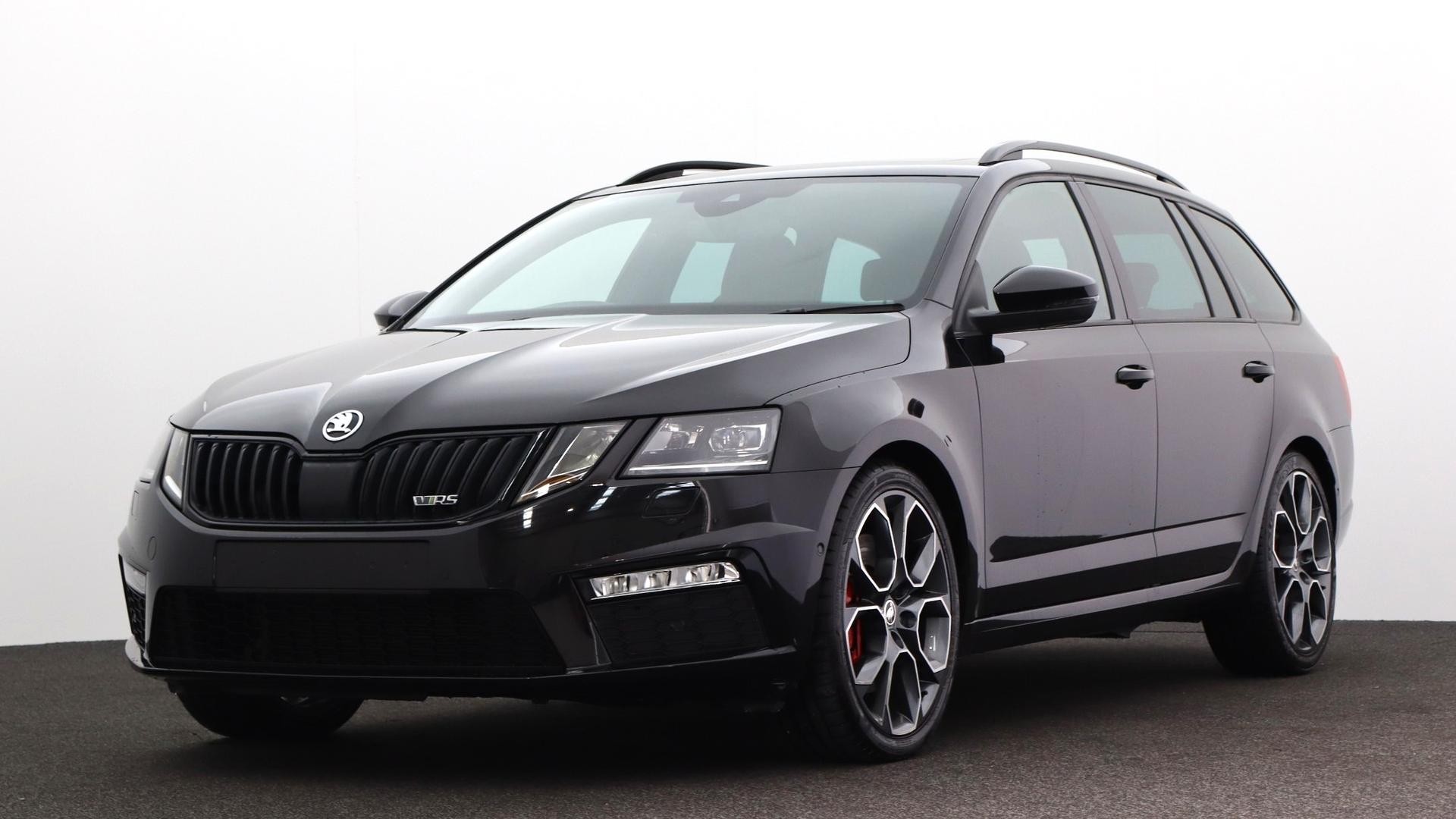 Skoda Octavia image 1