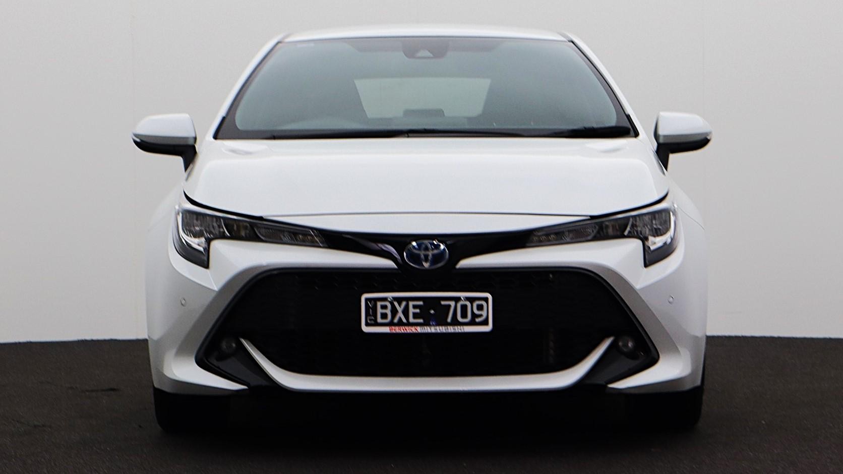 Toyota Corolla image 2
