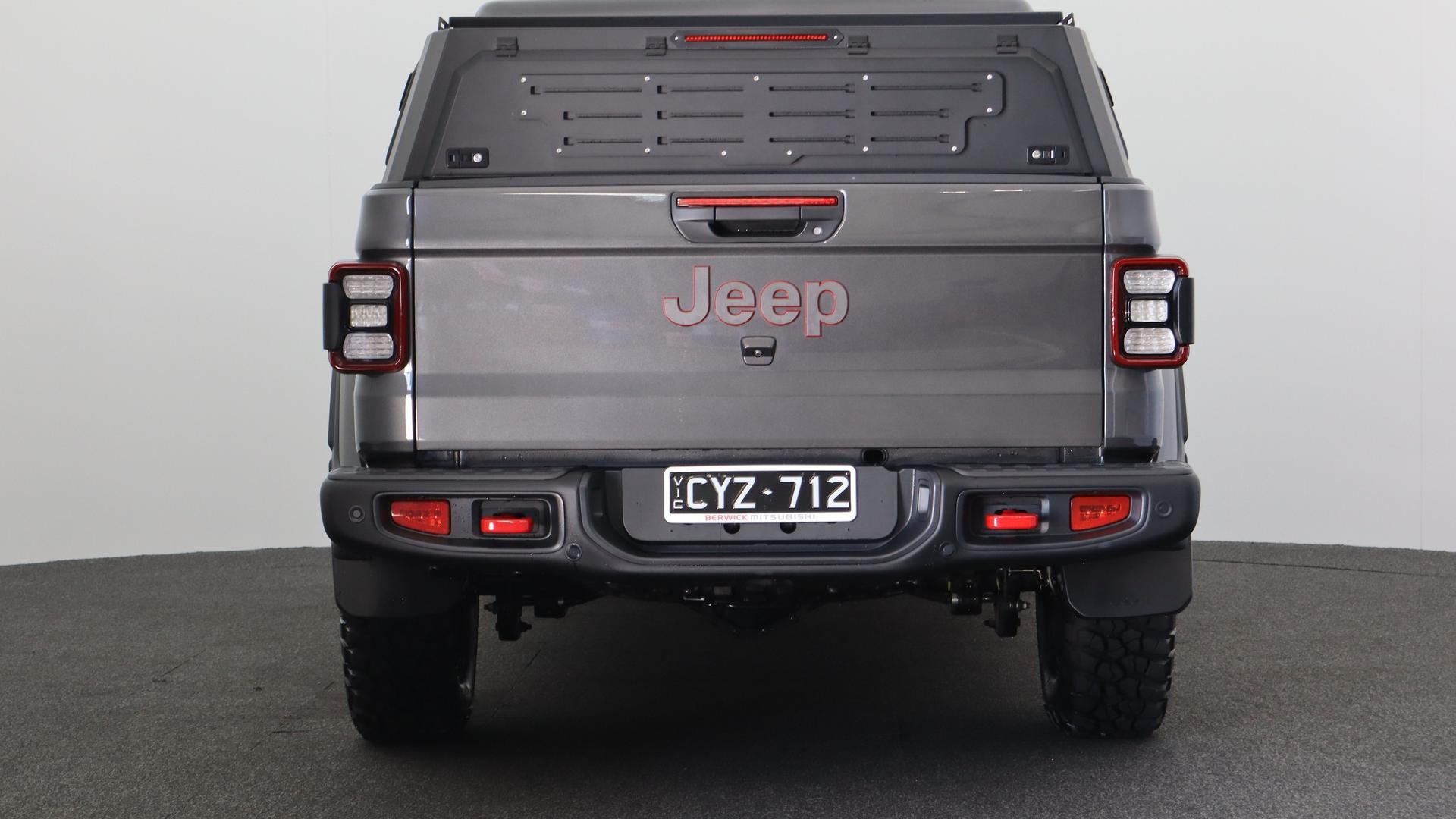 Jeep Gladiator image 3