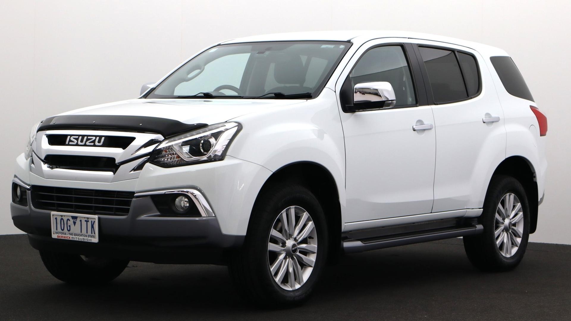 Isuzu Mu-x image 1