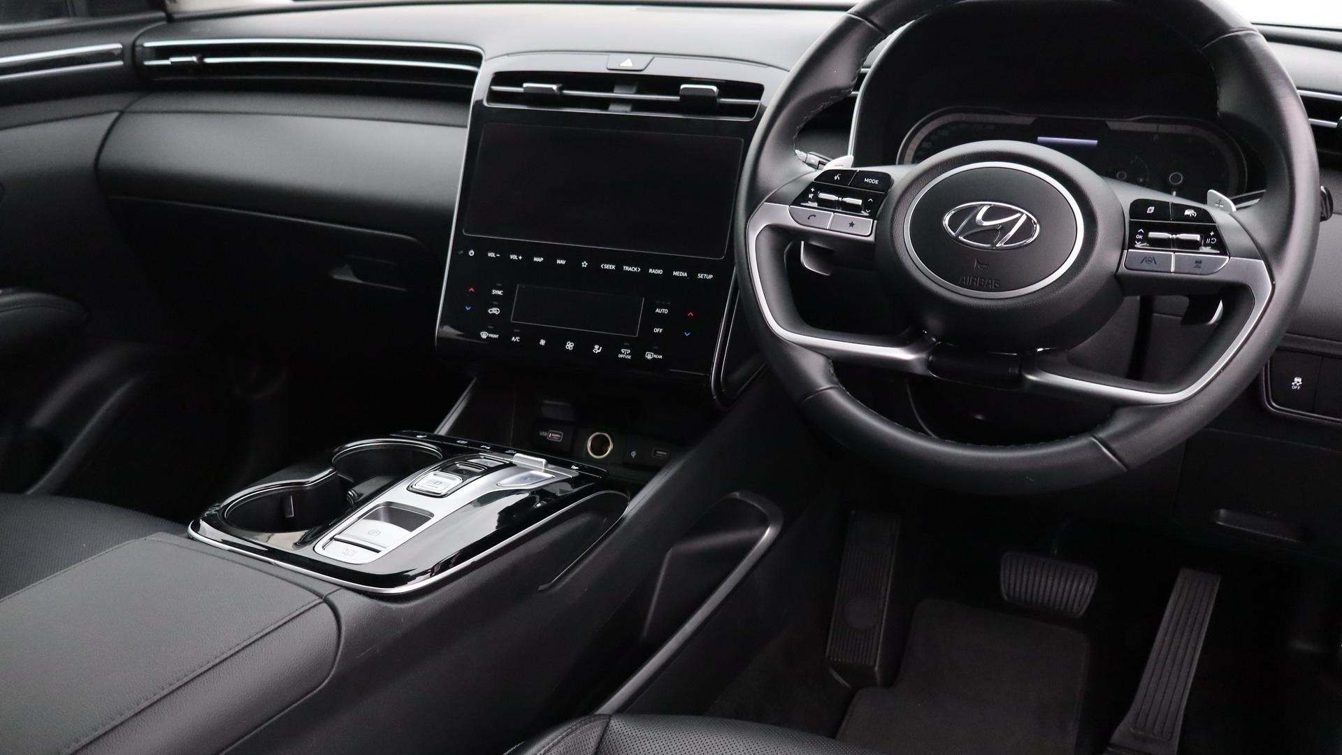 Hyundai Tucson image 4