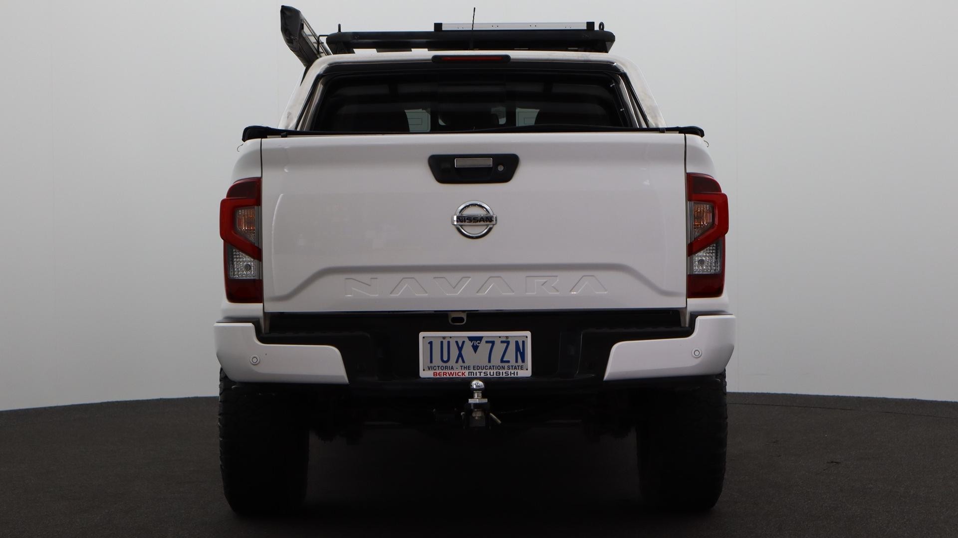 Nissan Navara image 3