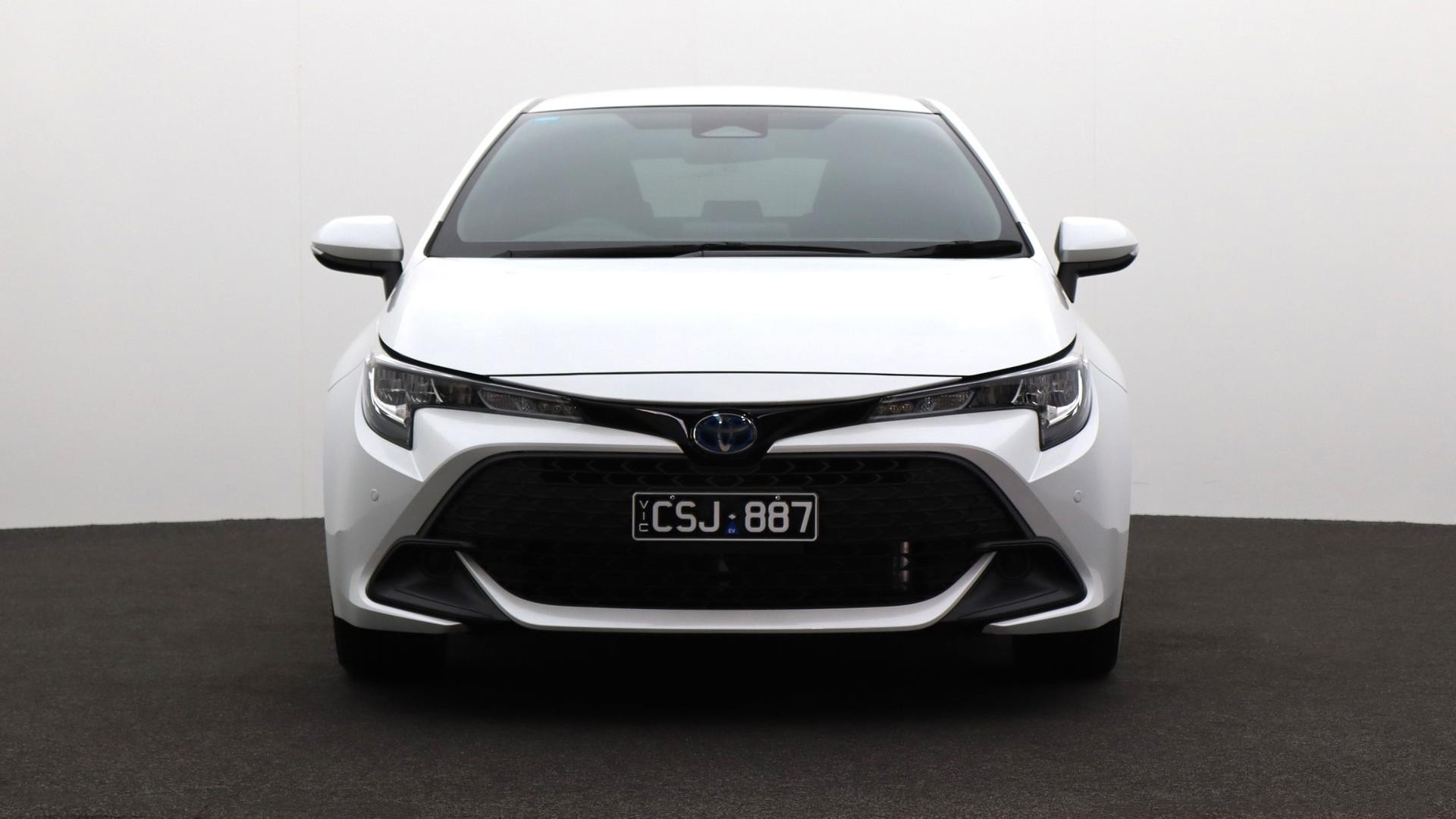 Toyota Corolla image 2