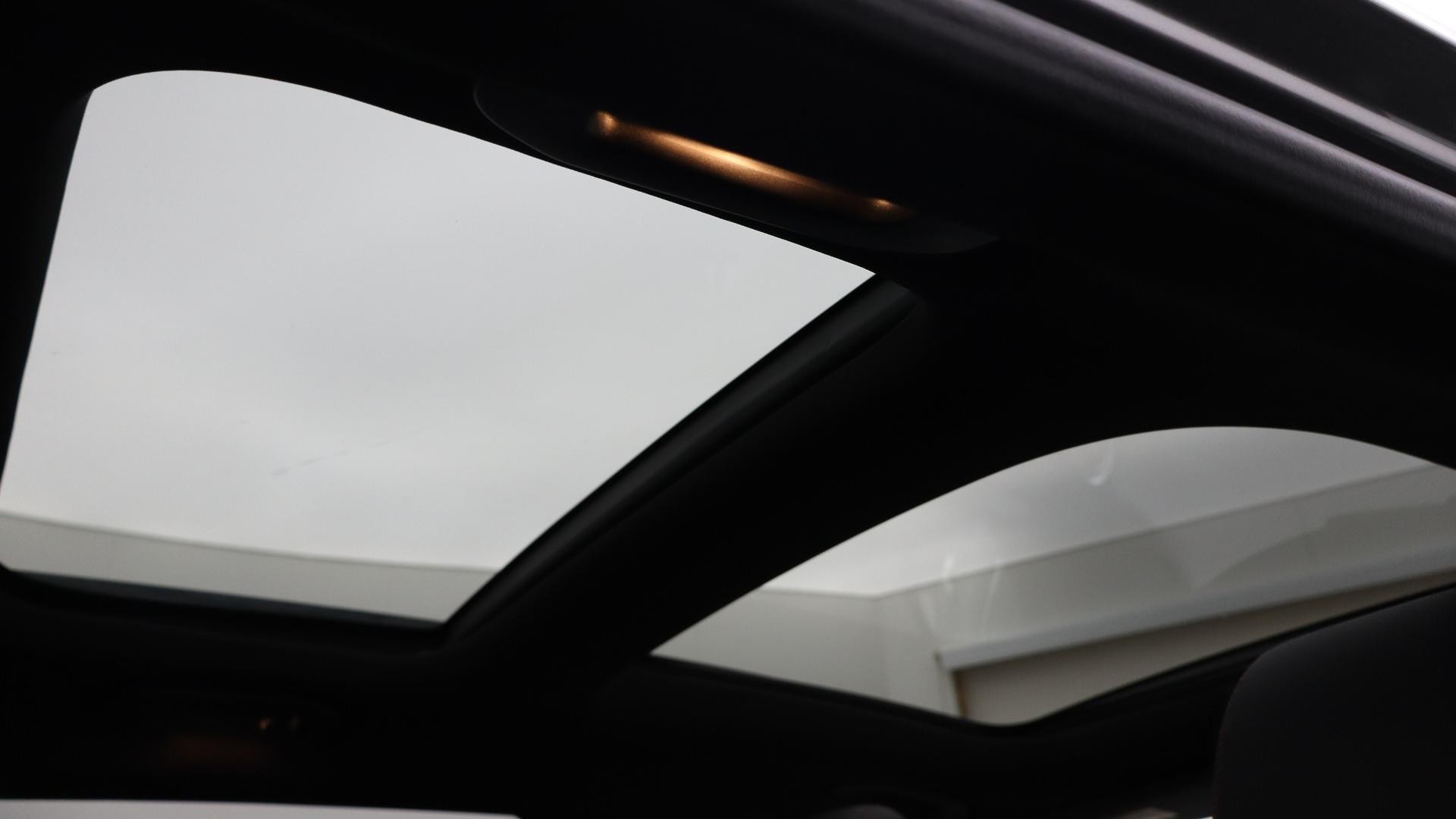 Mercedes Benz Glb-class image 4