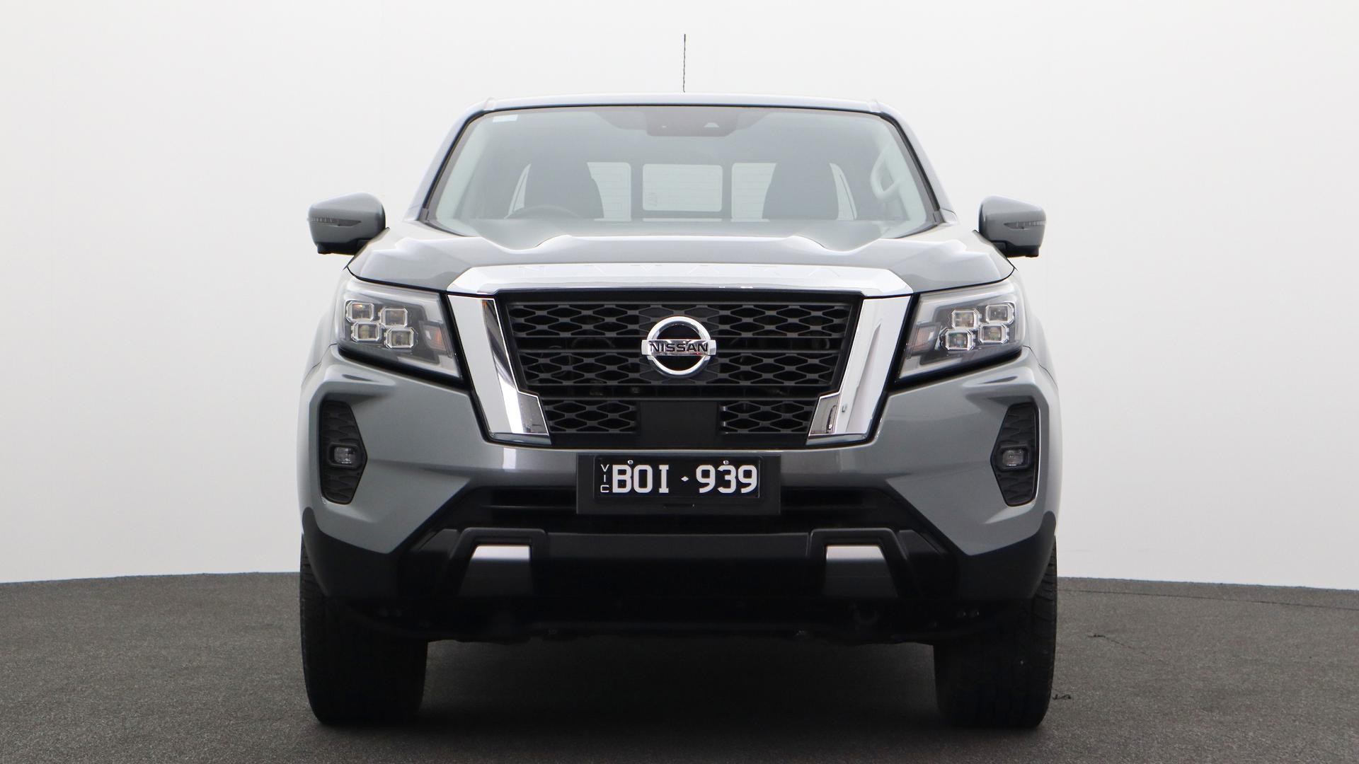 Nissan Navara image 2