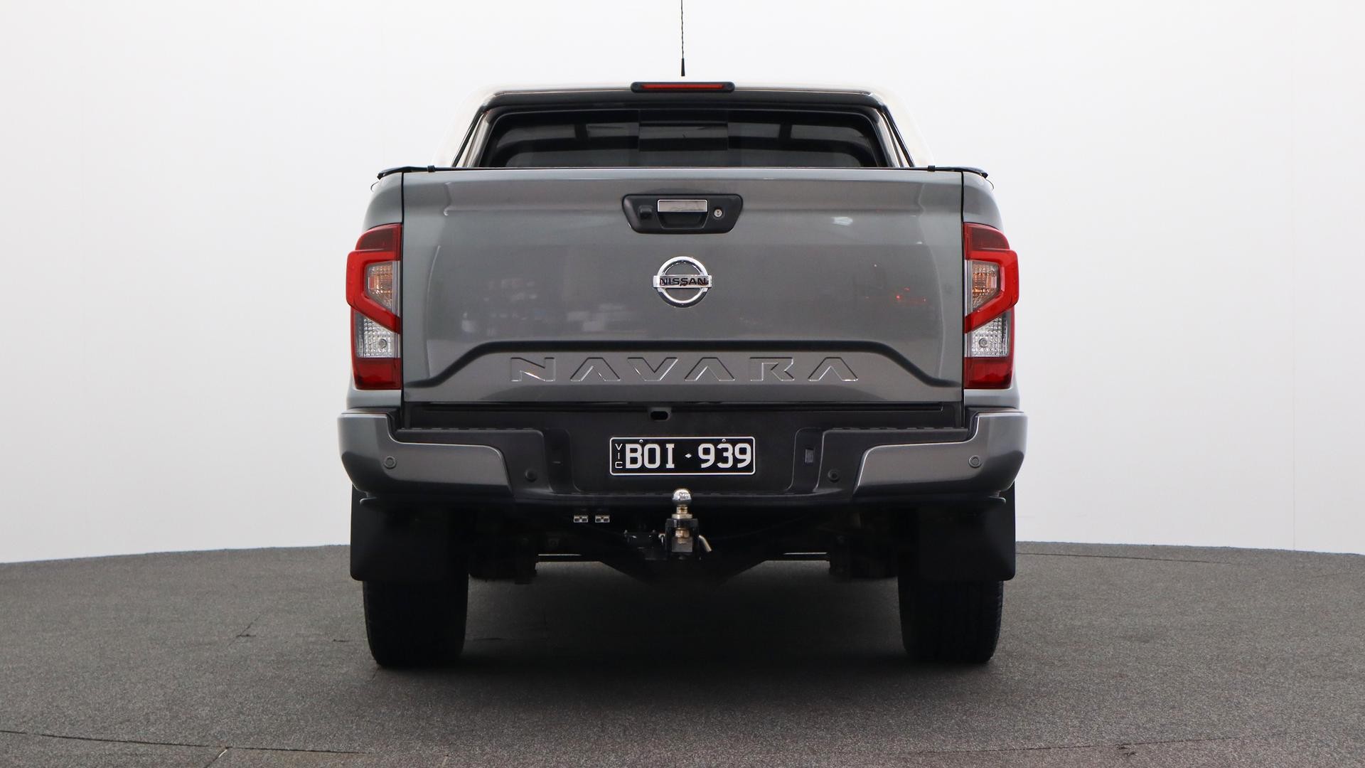 Nissan Navara image 3