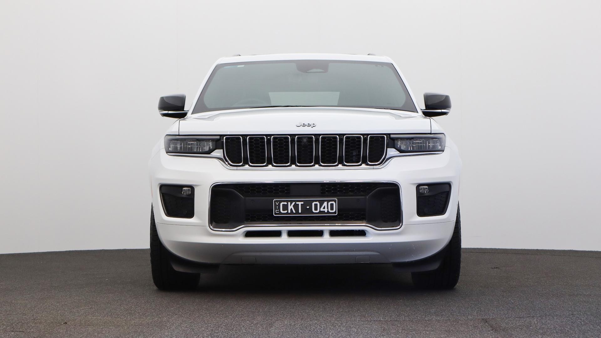 Jeep Grand Cherokee image 2