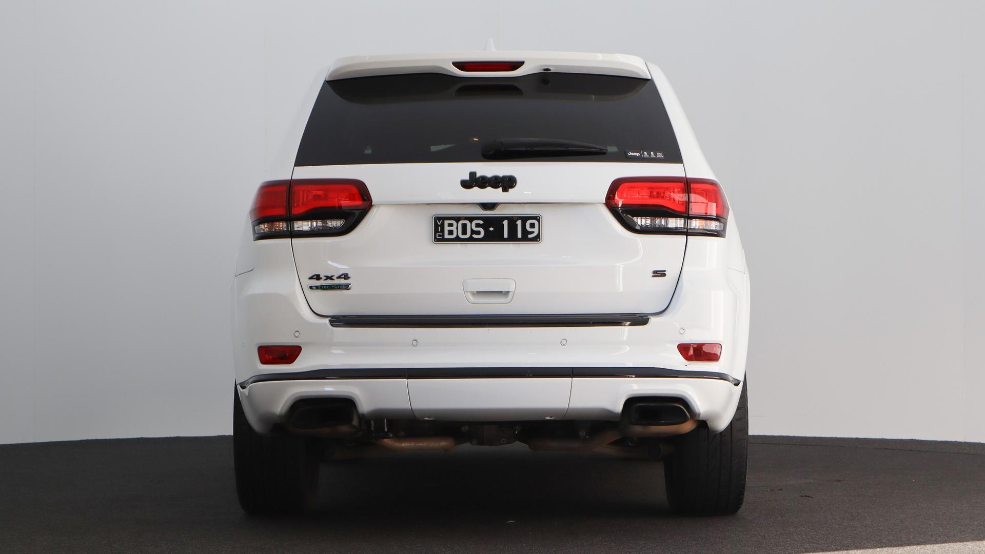 Jeep Grand Cherokee image 3