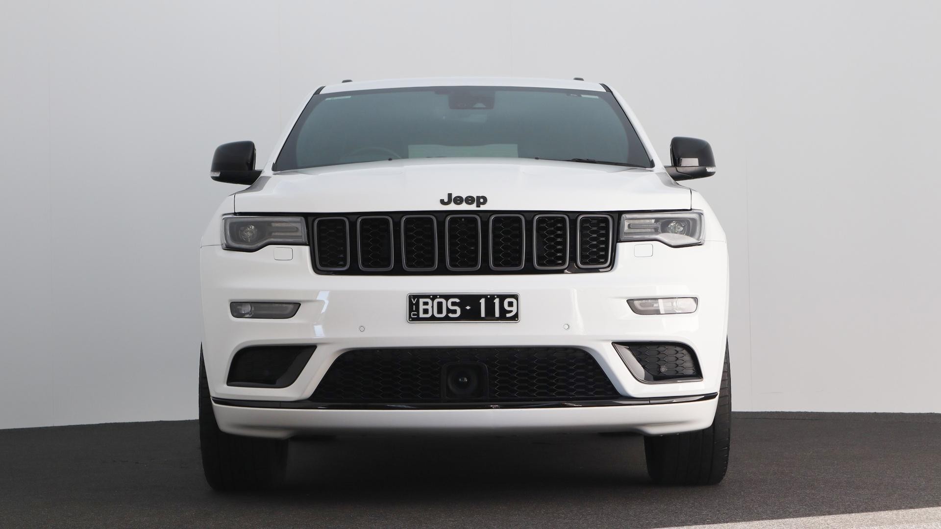 Jeep Grand Cherokee image 2