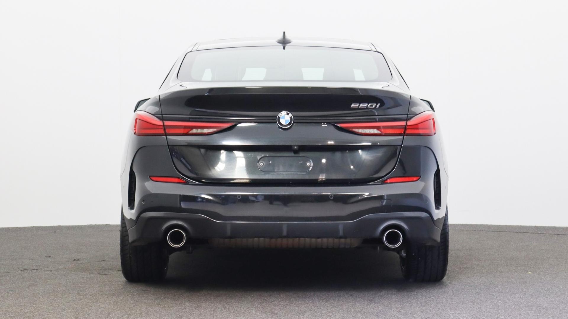 BMW 2 Series image 3
