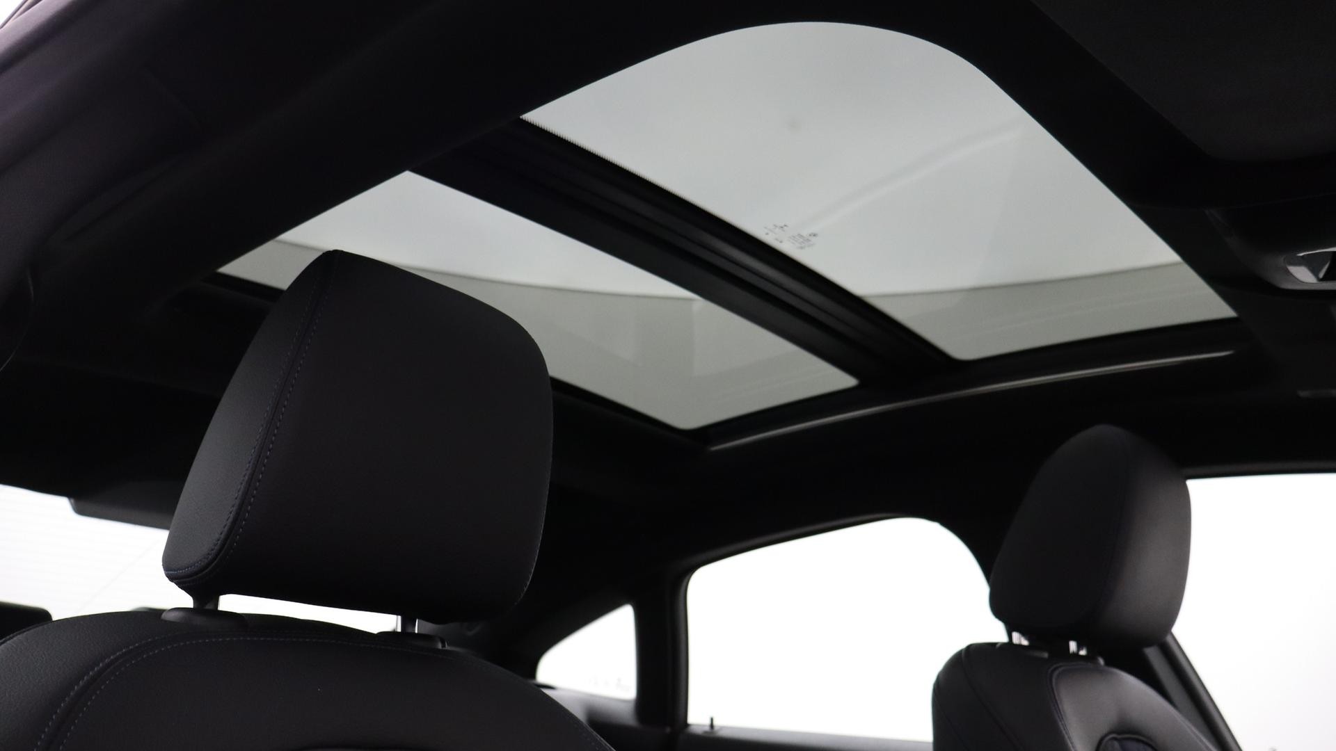 BMW 2 Series image 4