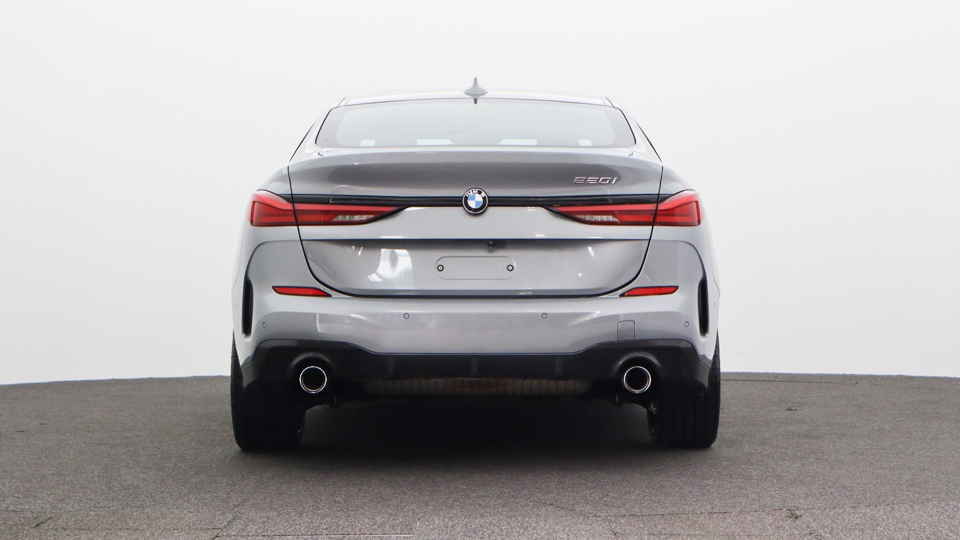 BMW 2 Series image 3