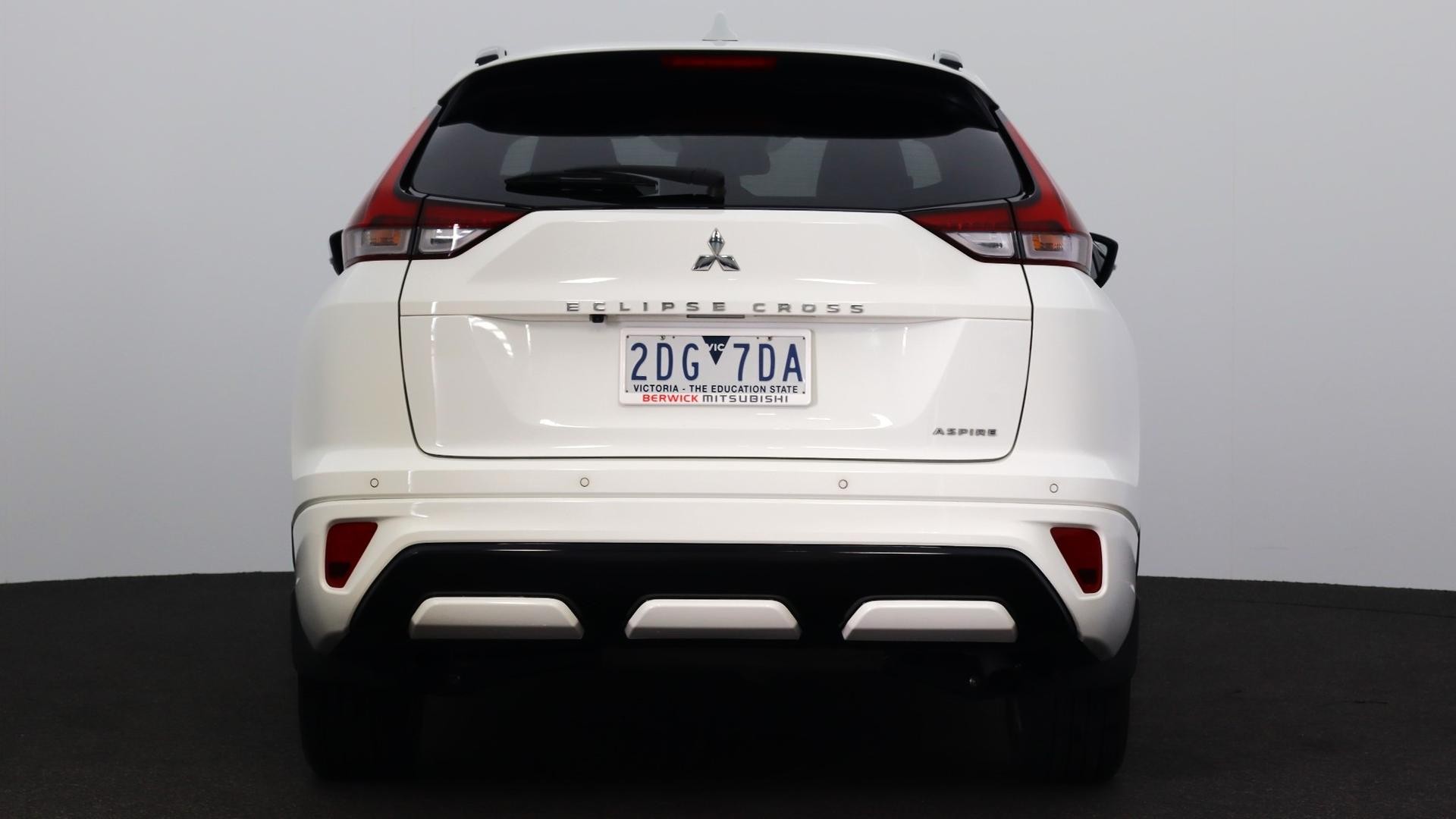 Mitsubishi Eclipse Cross image 3
