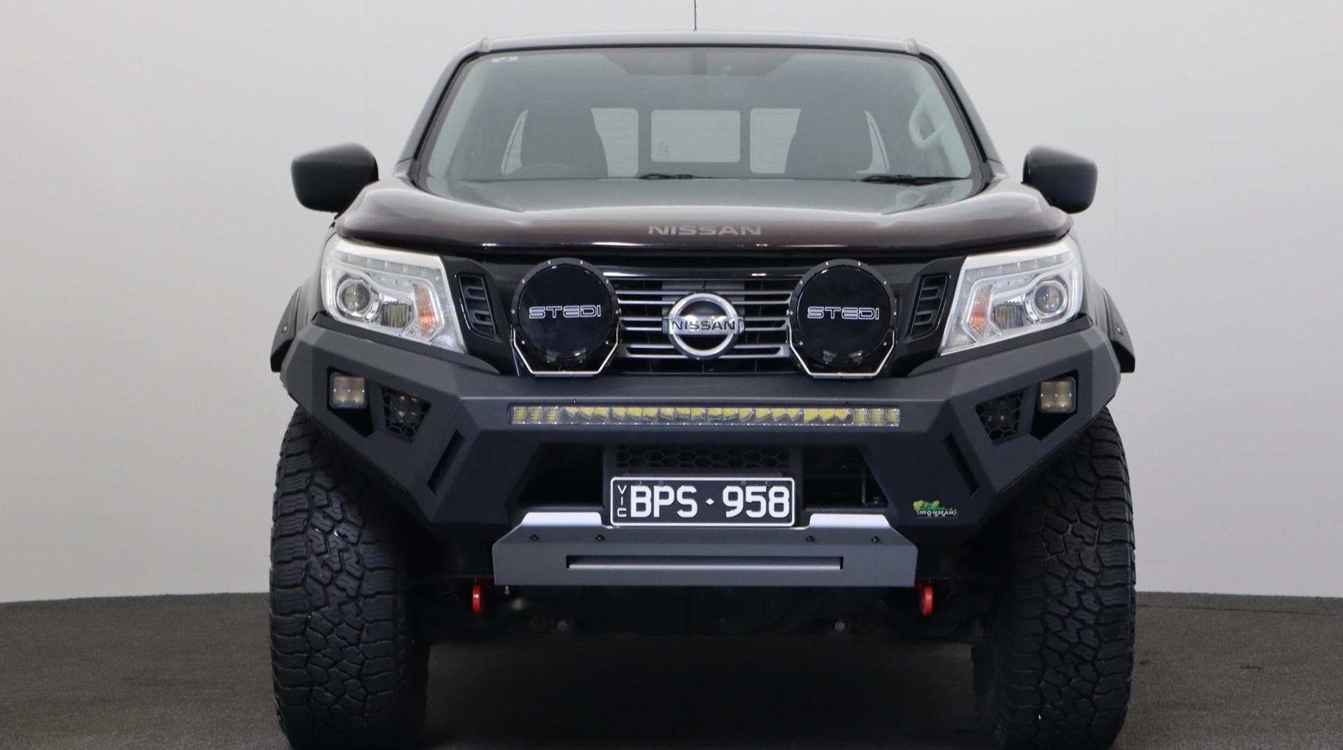 Nissan Navara image 2