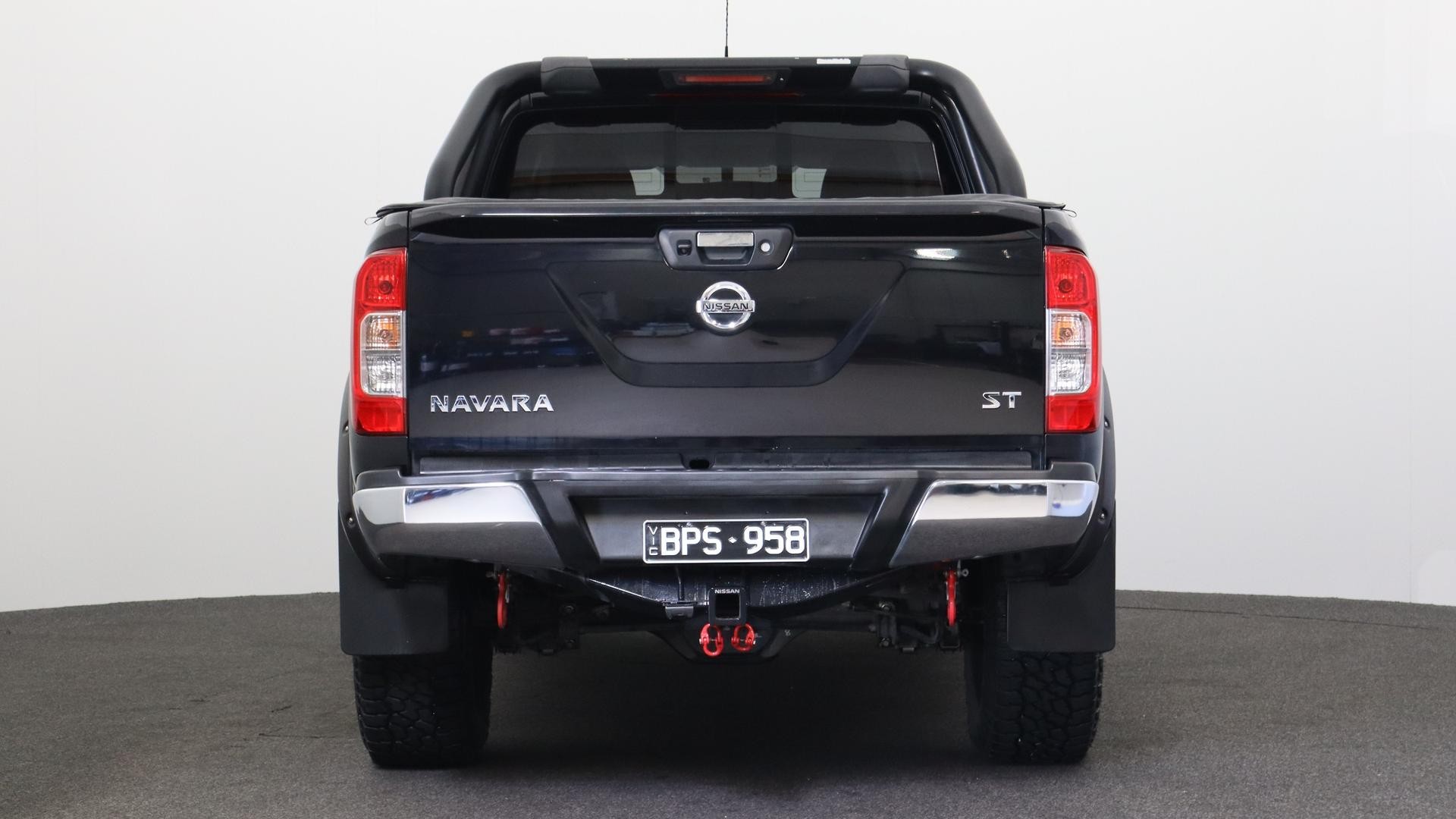 Nissan Navara image 3
