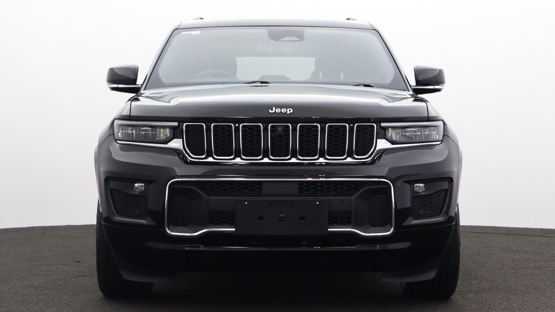 Jeep Grand Cherokee image 2