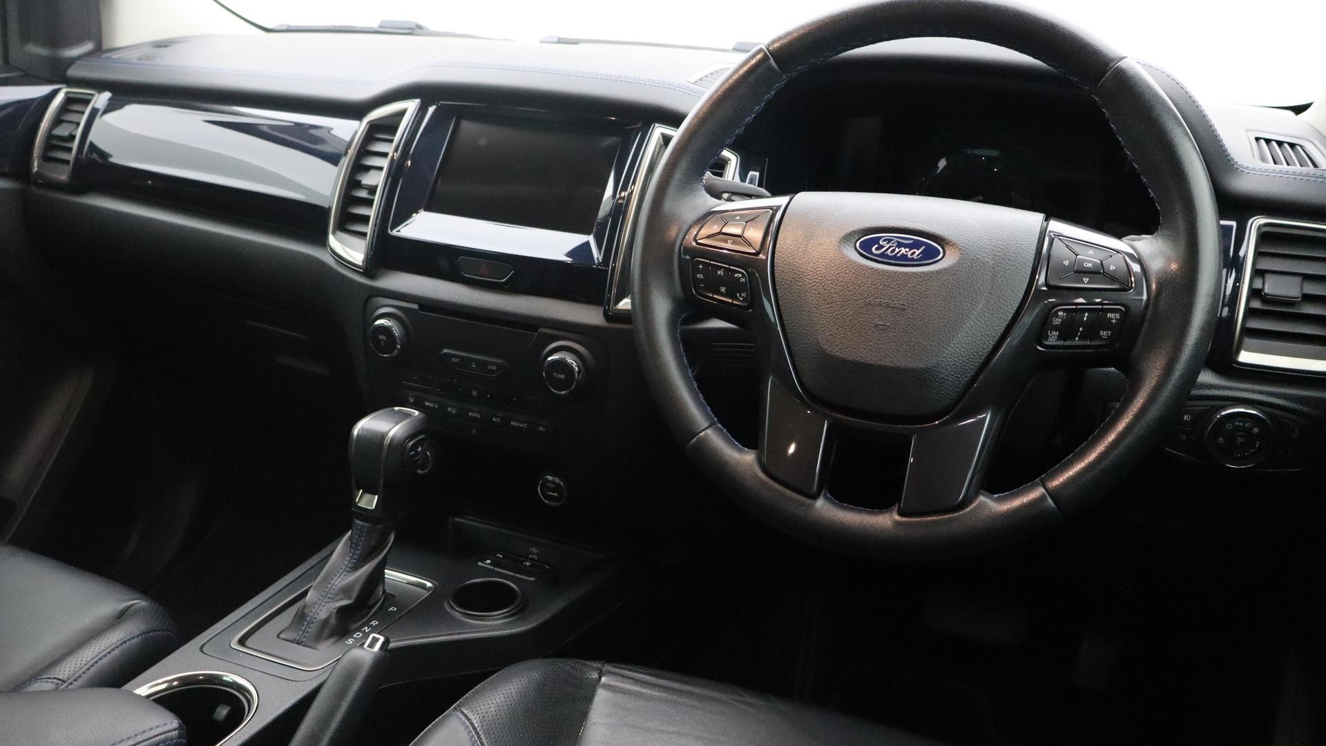 Ford Everest image 4