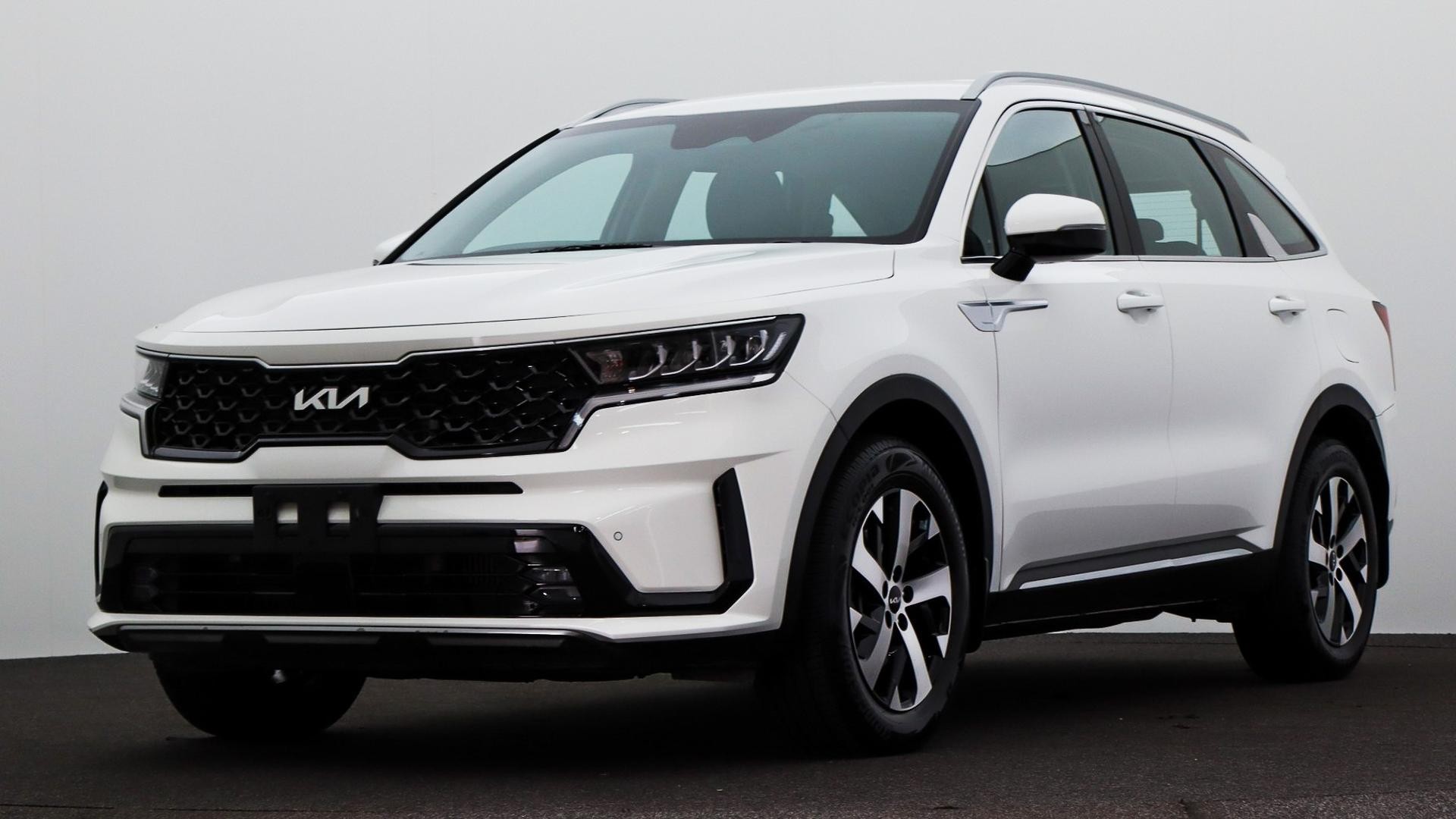 Kia Sorento image 1