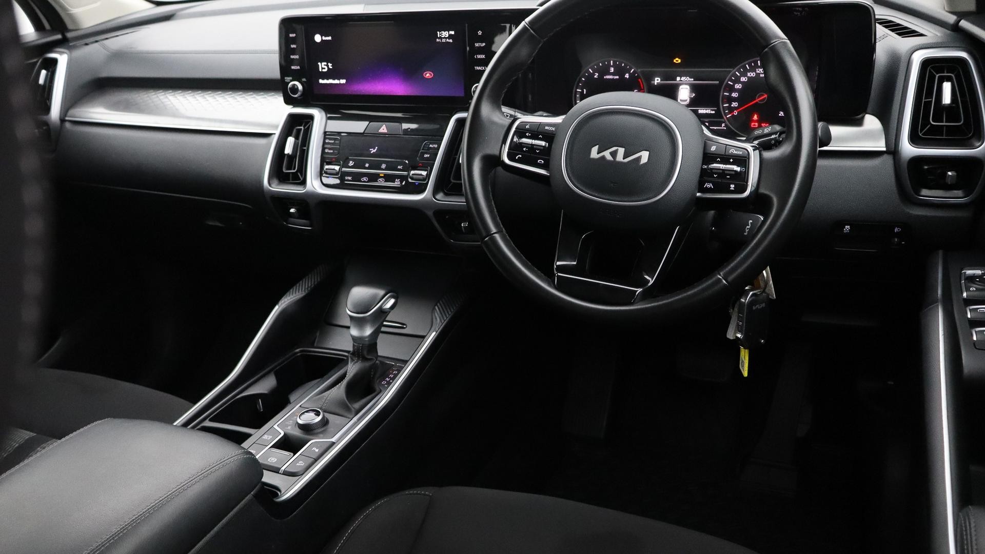 Kia Sorento image 4