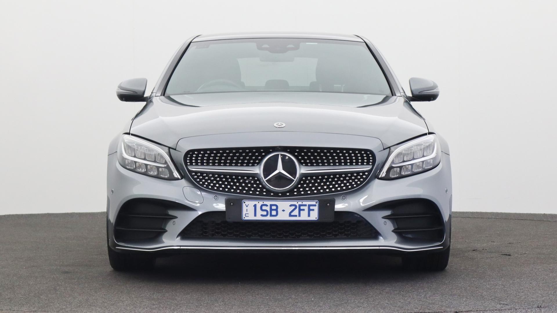 Mercedes Benz C-class image 2