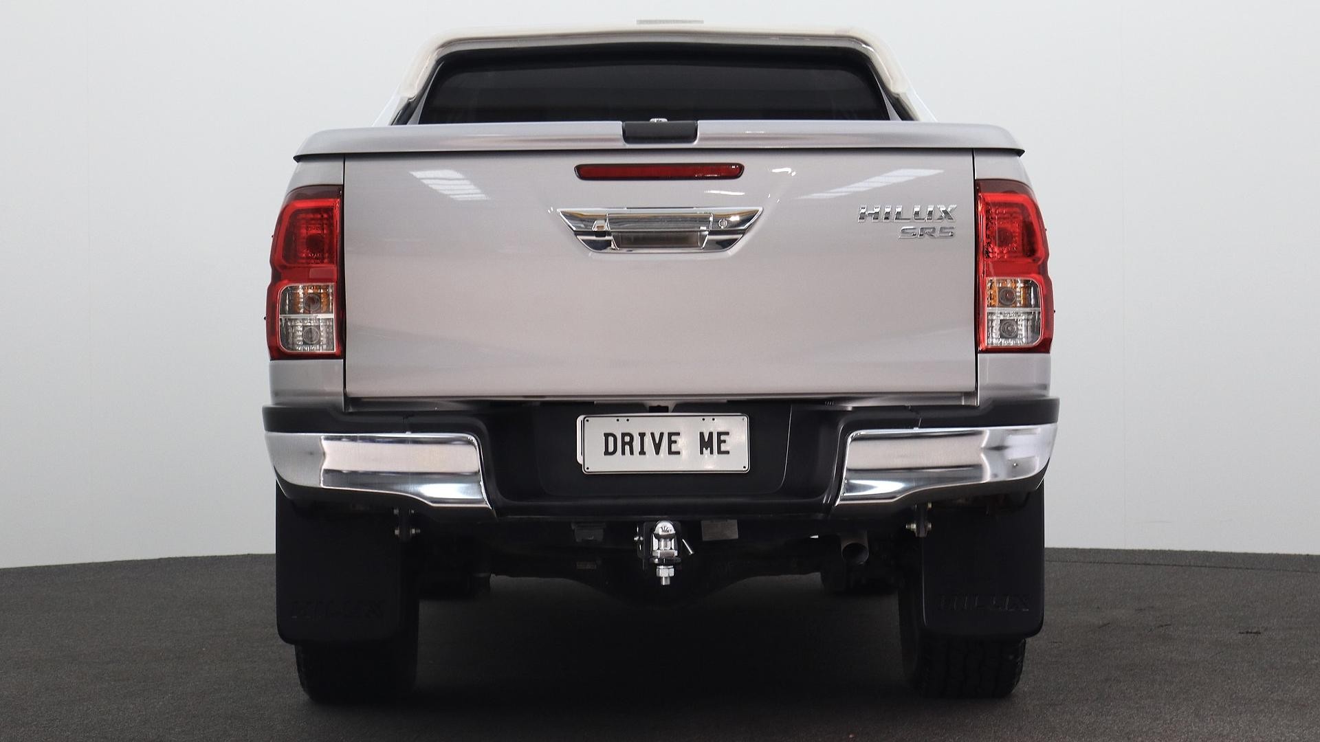 Toyota Hilux image 3